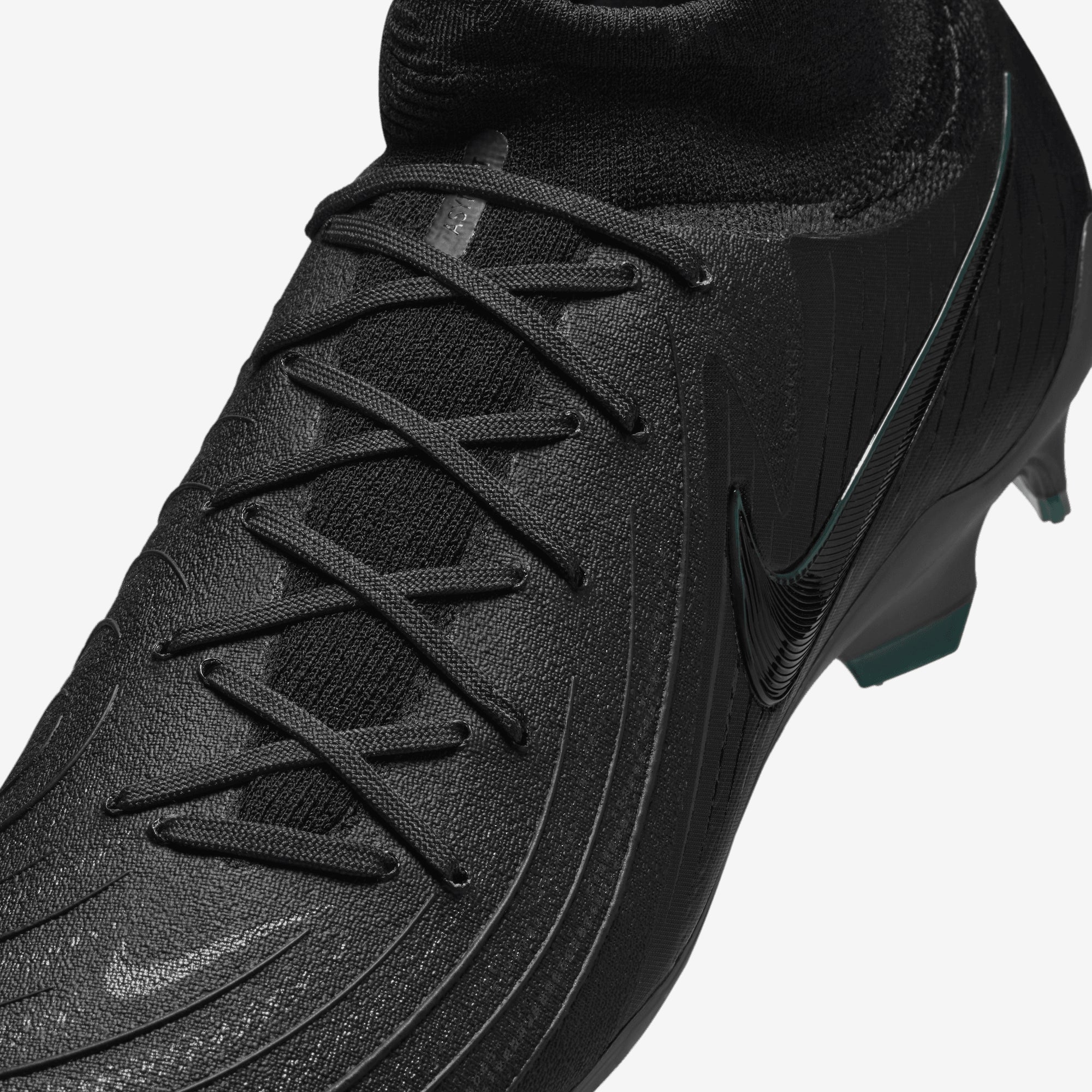 Nike Phantom Luna 2 Pro FG Soccer Cleats - Lightweight Football Shoes for Men with Dynamic Fit Collar - Perfect for Turf, Artificial Grass & Firm Ground Matches