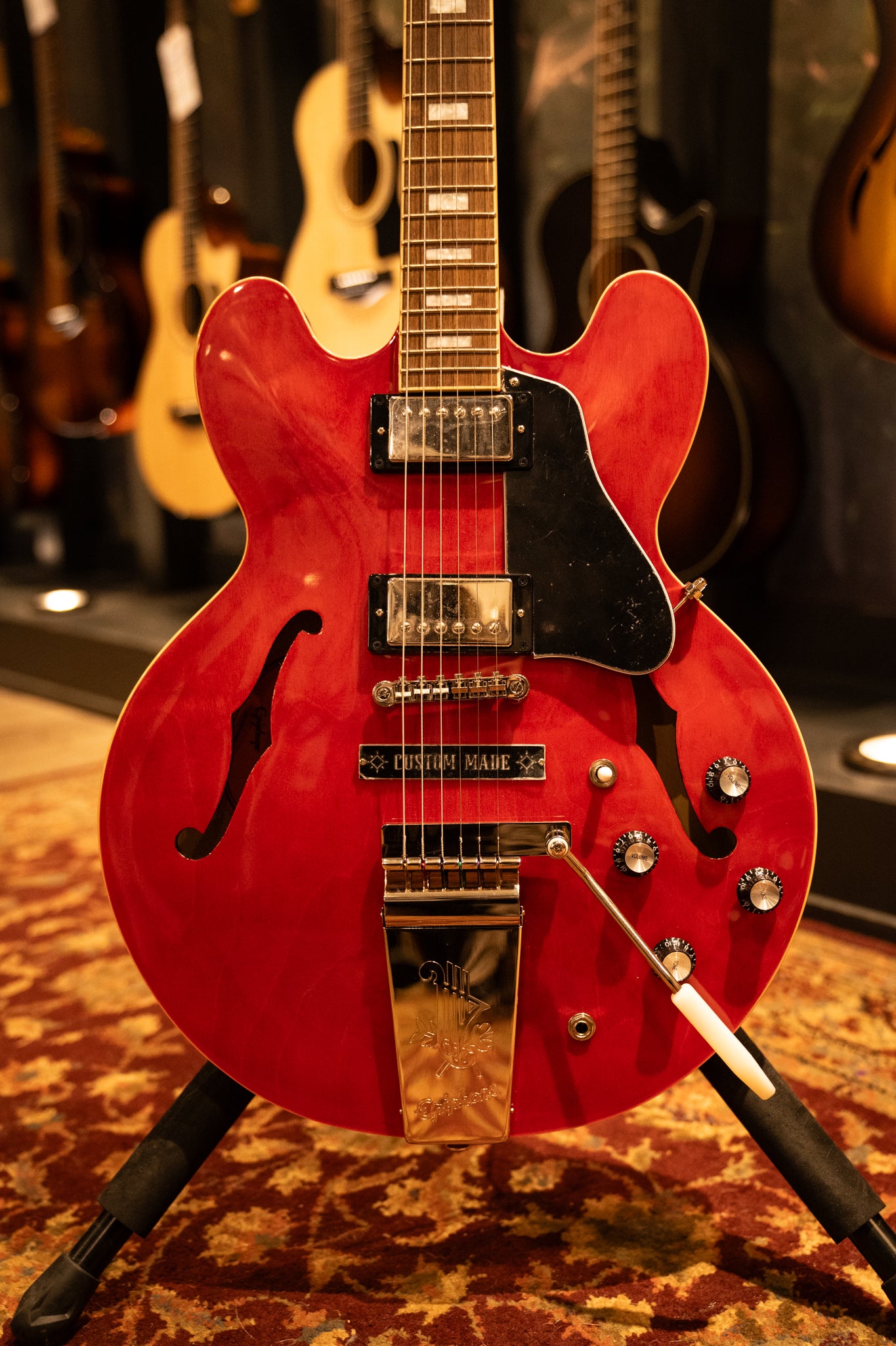 Epiphone Joe Bonamassa 1962 ES-335 Semi-Hollow Electric Guitar with Hardshell Case - Perfect for Blues, Rock & Stage Performances