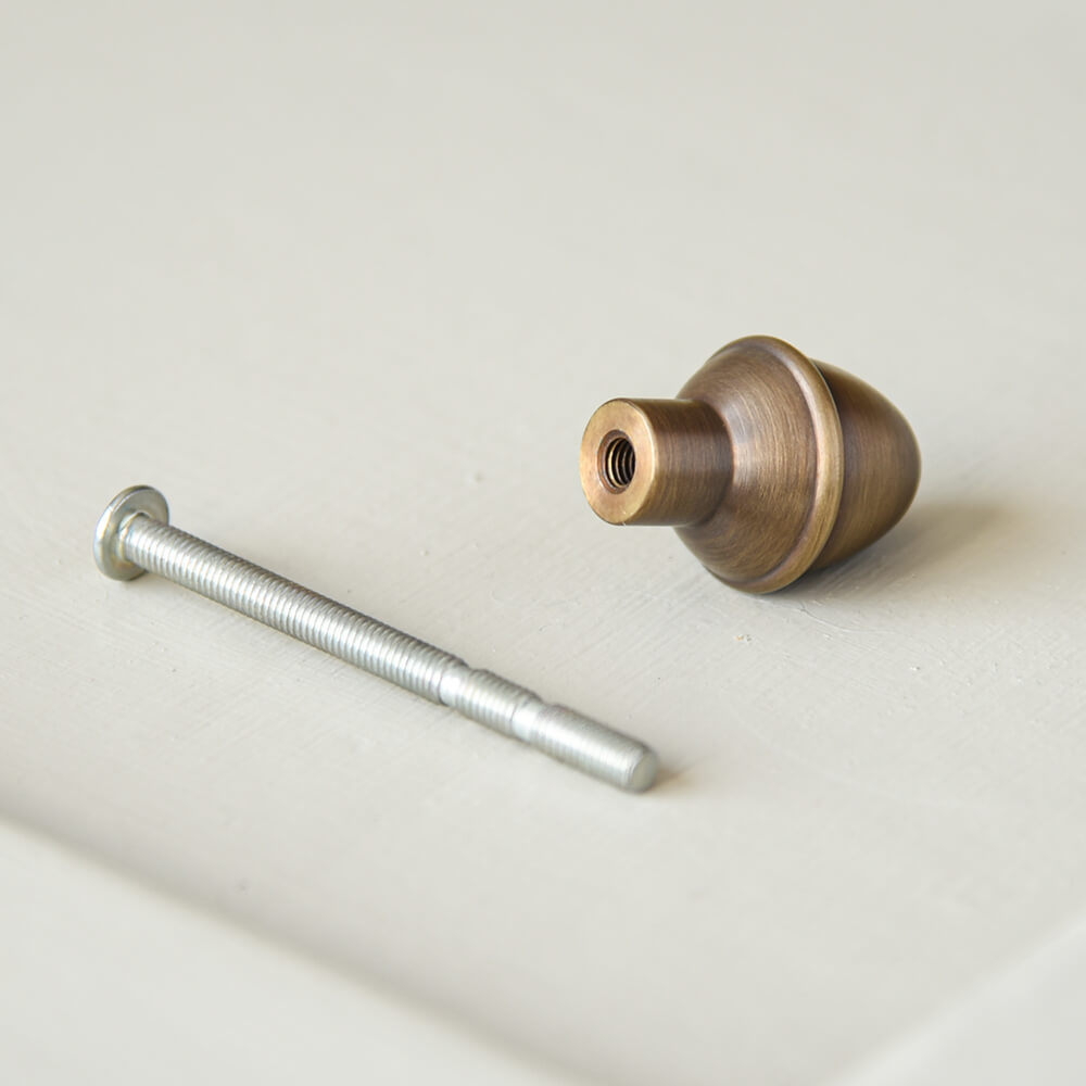 Vintage Antique Brass Acorn Cabinet Knobs - Classic Drawer Pulls for Kitchen Cabinets, Dressers & Furniture Hardware (Set of 10) - Perfect for Home Renovation & DIY Decor Projects