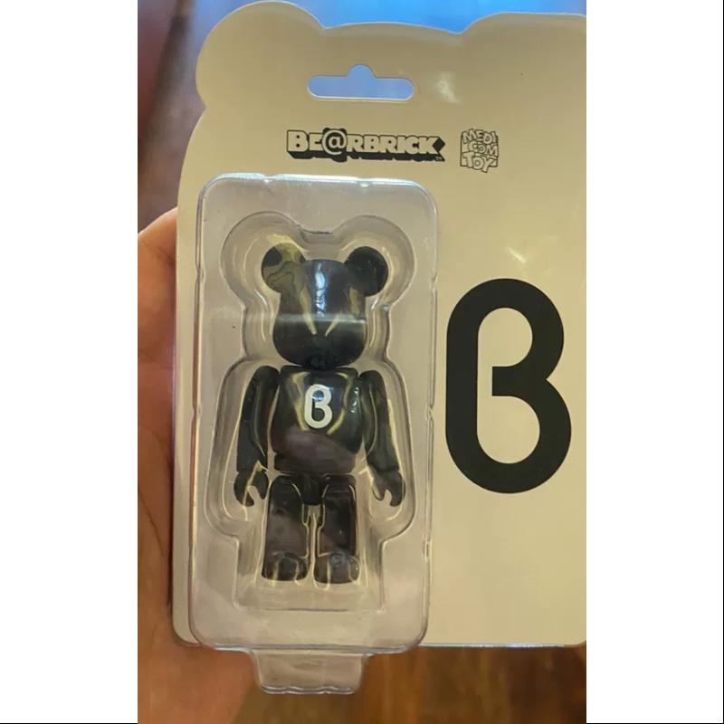 Limited Edition Medicom Be@rbrick 100% B8TA Collectible Figure - Rare 2020 Release for Display & Anime Collections