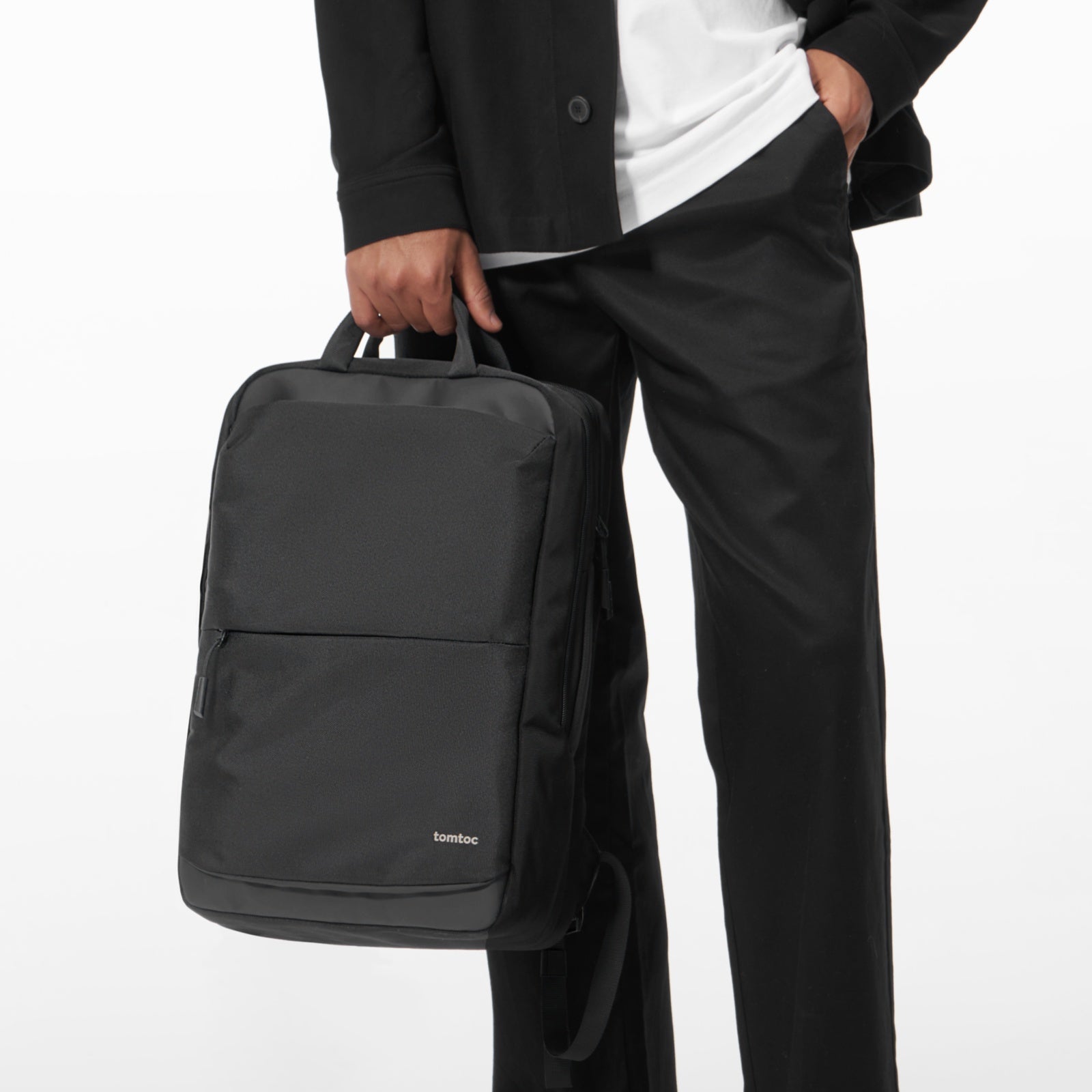Navigator T71 Laptop Backpack - Waterproof 17 Inch Laptop Bag with USB Charging Port & Anti-Theft Design for Men & Women - Perfect for Travel, Work & School