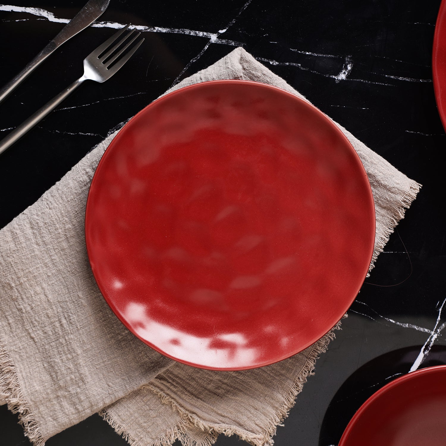 Premium Sam Porcelain Dinnerware Set - Elegant Red 12-Piece Dinner Plate Set for Formal Dining, Holiday Entertaining & Special Occasions