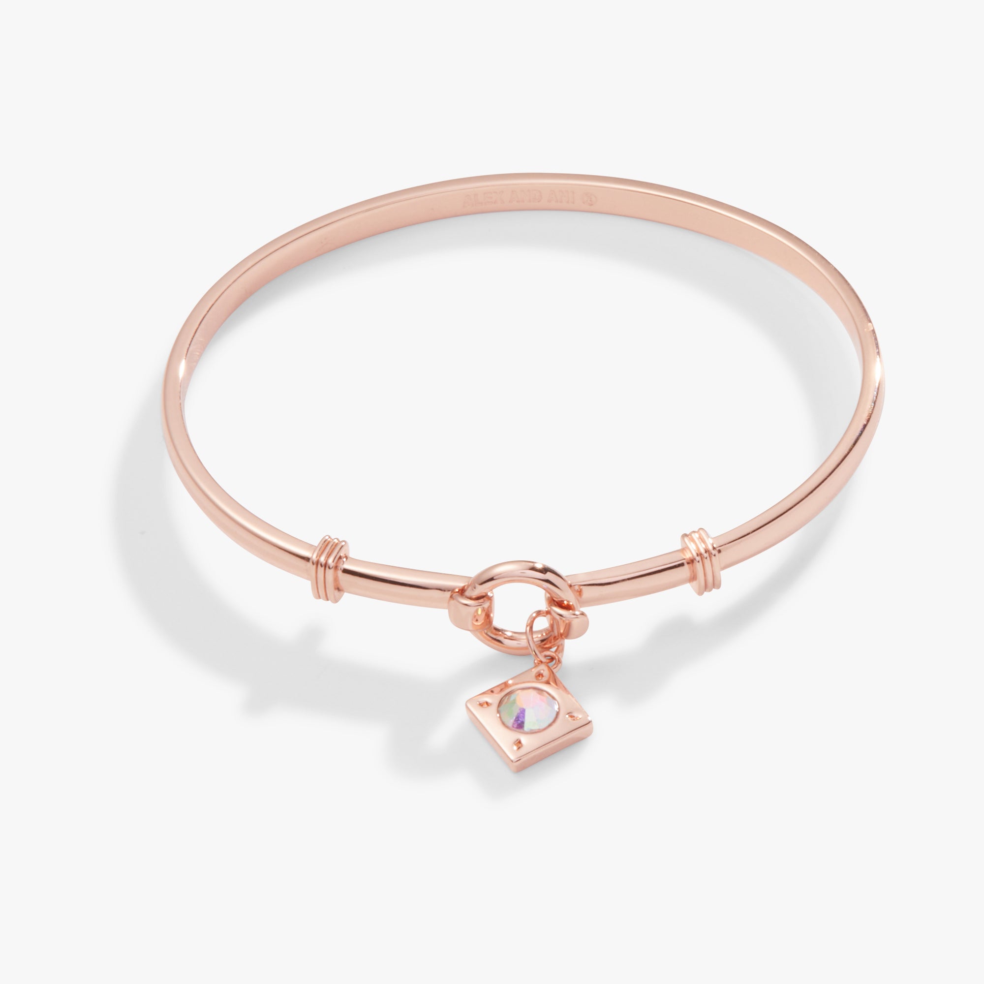Elegant Crystal Charm Clip Bangle Bracelet for Women - Sparkling Fashion Jewelry Gift for Parties, Weddings & Special Occasions