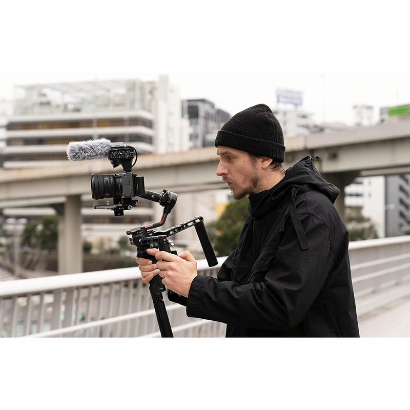 Sony FE PZ 16-35mm F4 G Wide Angle Zoom Lens for Photography & Videography – Perfect for Landscapes, Travel, and Vlogging