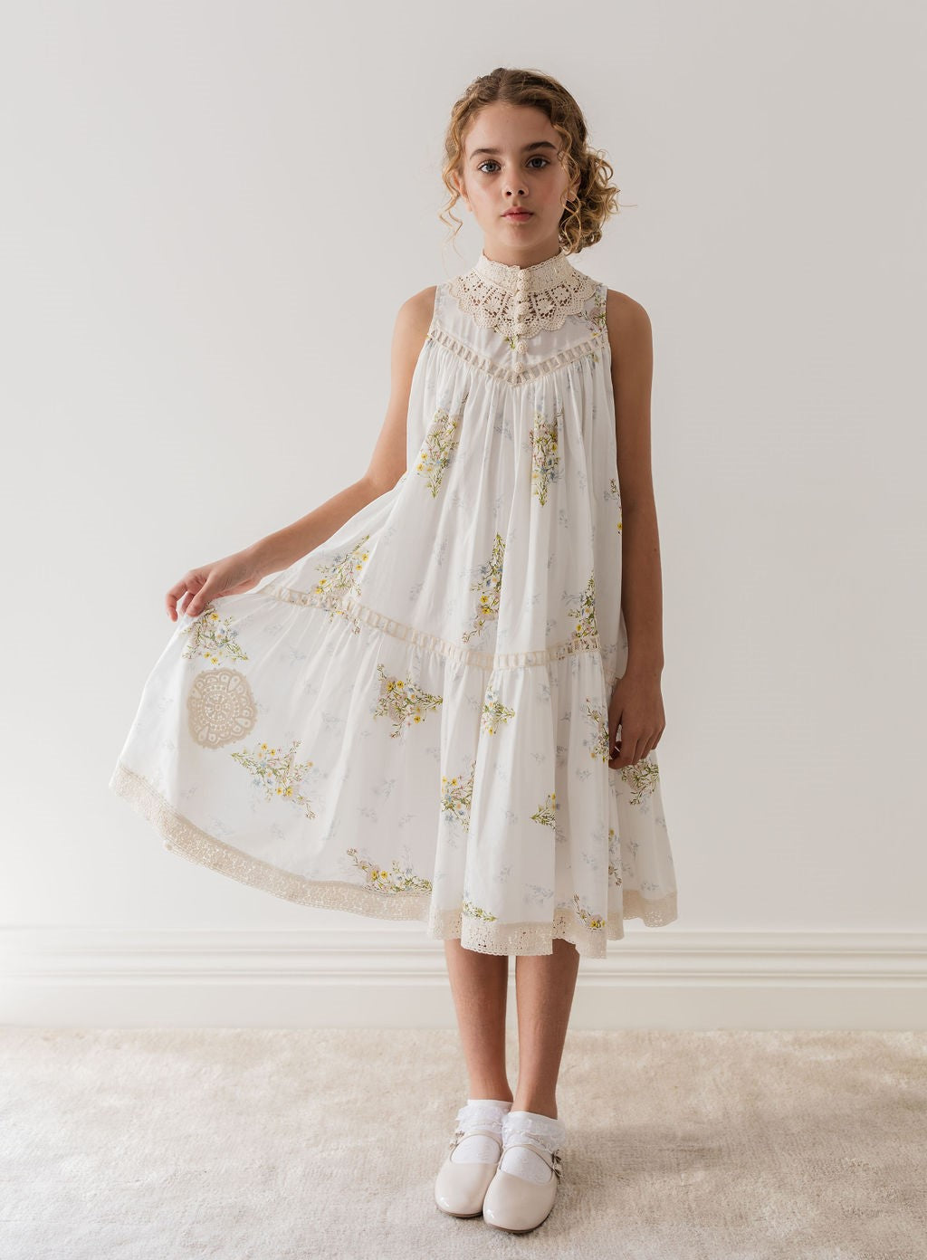 Petite Amalie Doily Applique Voile Sleeveless Spring Meadow Print Dress - Floral Summer Dress for Women, Perfect for Garden Parties & Beach Vacations