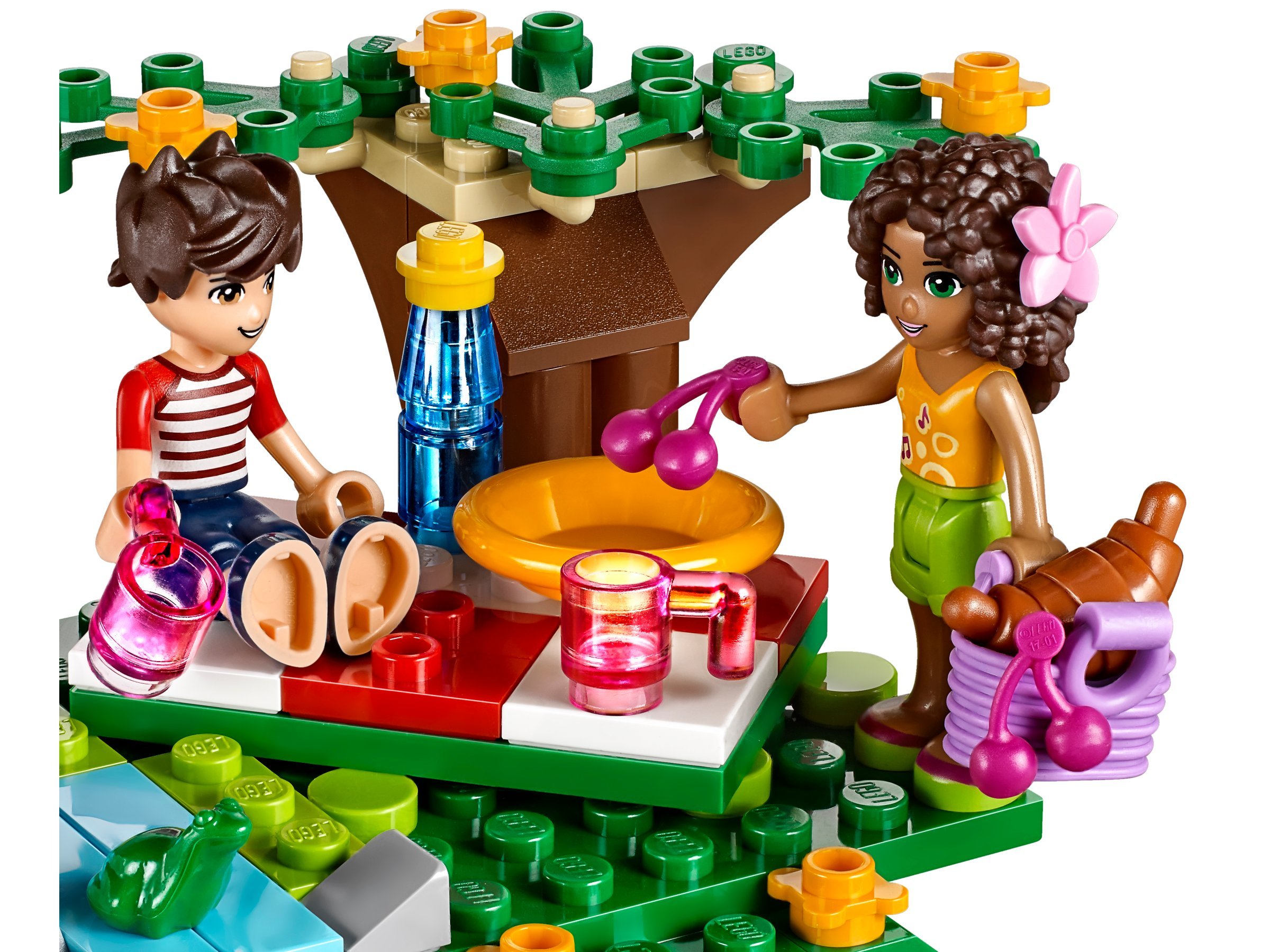 LEGO Friends 41097 Heartlake Hot Air Balloon Building Toy Set - Creative Play for Kids, Perfect for Birthday Gifts & STEM Learning | Indoor & Outdoor Activities, Pretend Play Adventures