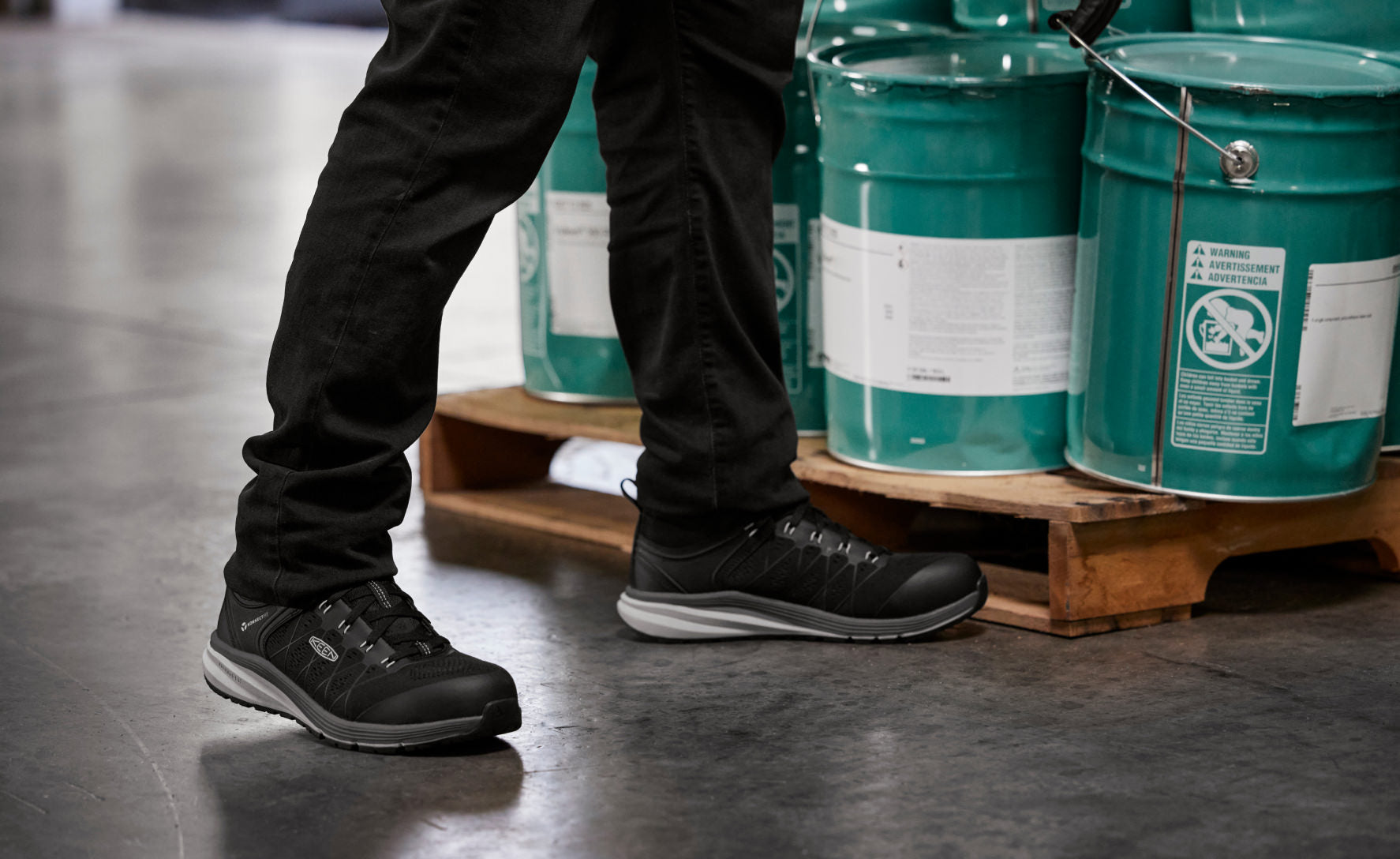 Men's Vista Energy Carbon Toe Work Boots - Vapor/Black | Slip Resistant & Comfortable for Construction, Warehouse & Outdoor Work