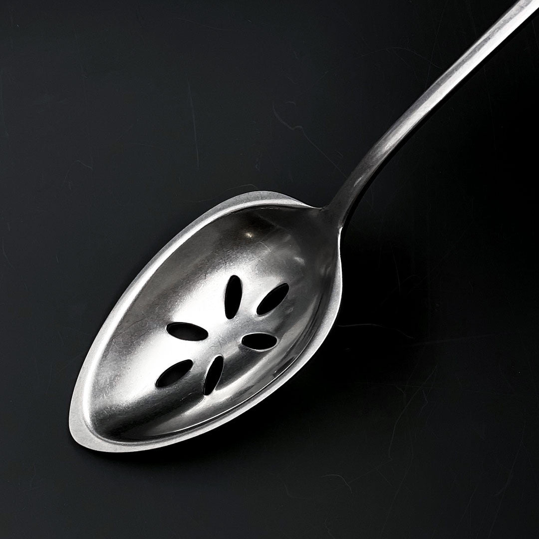 Gestura 1 Tbsp Stainless Steel Slotted Spoon - Perfect for Cooking, Serving Pasta, Salad & Soup - Durable 9 Inch Kitchen Utensil