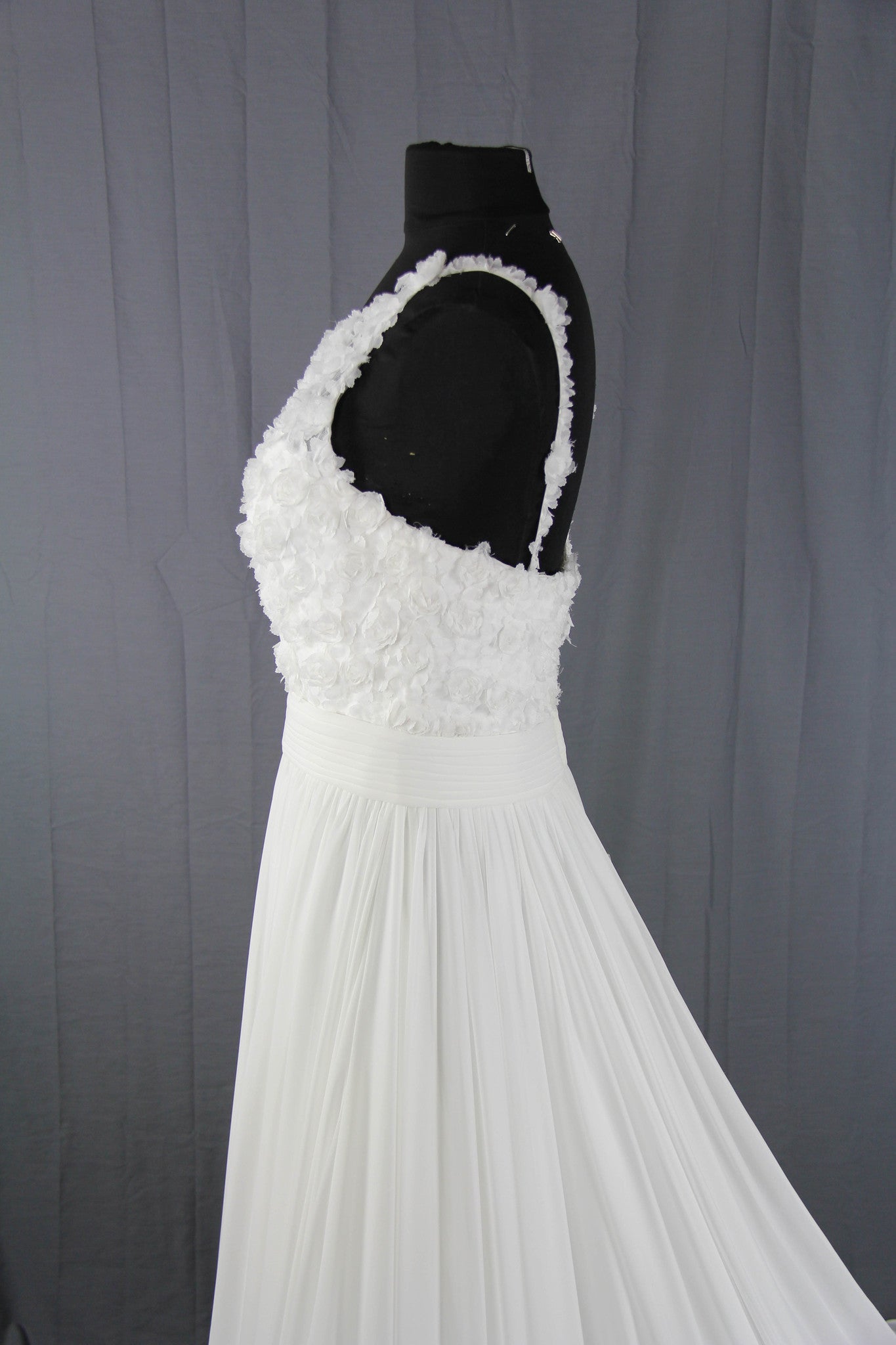 San Patrick Australia Sample Gown - Elegant Women's Formal Dress for Weddings, Parties & Special Occasions