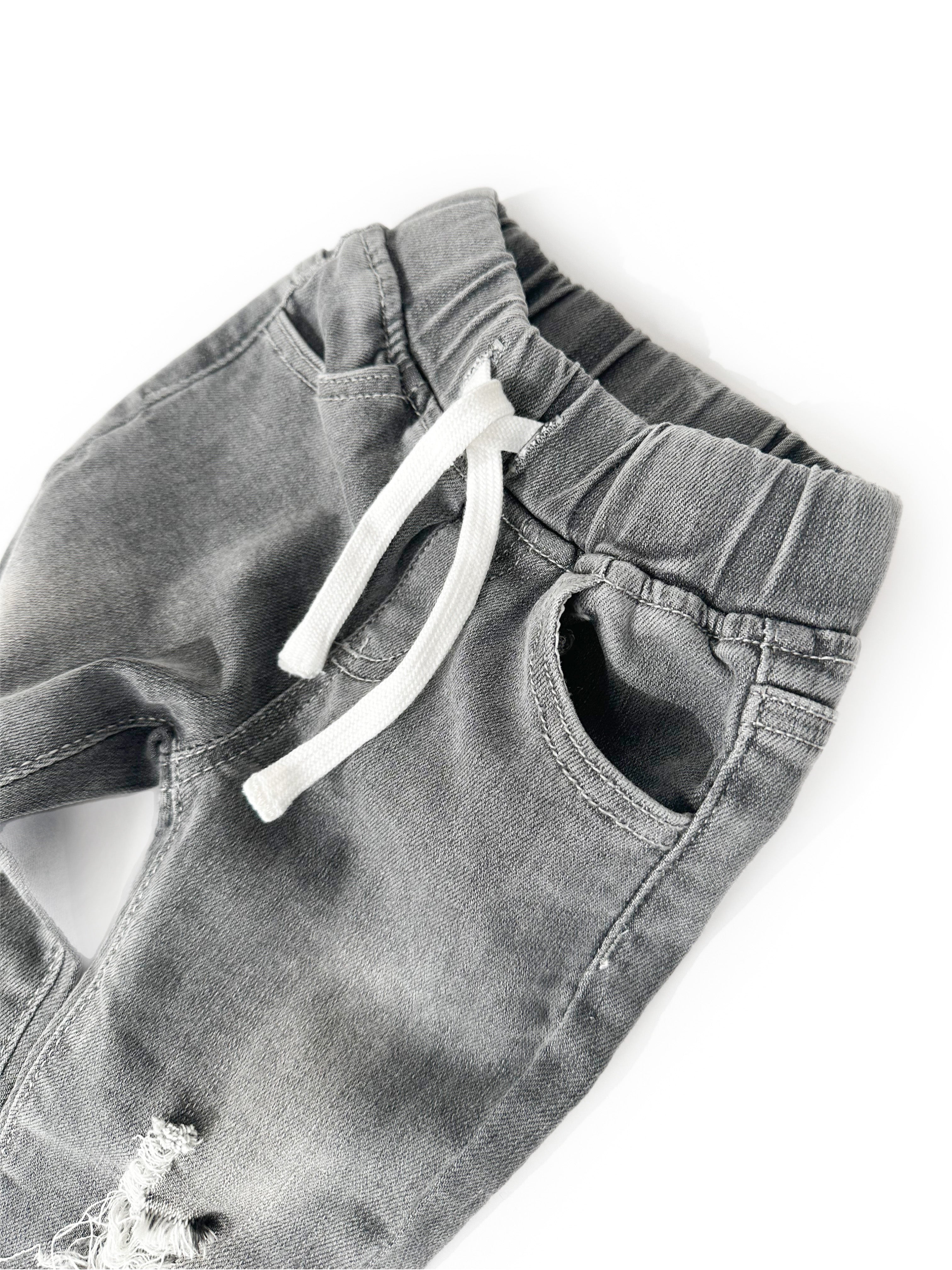 Vintage Distressed Denim Jeans - Grey Wash Faded Skinny Jeans for Women | Casual Streetwear & Everyday Comfort