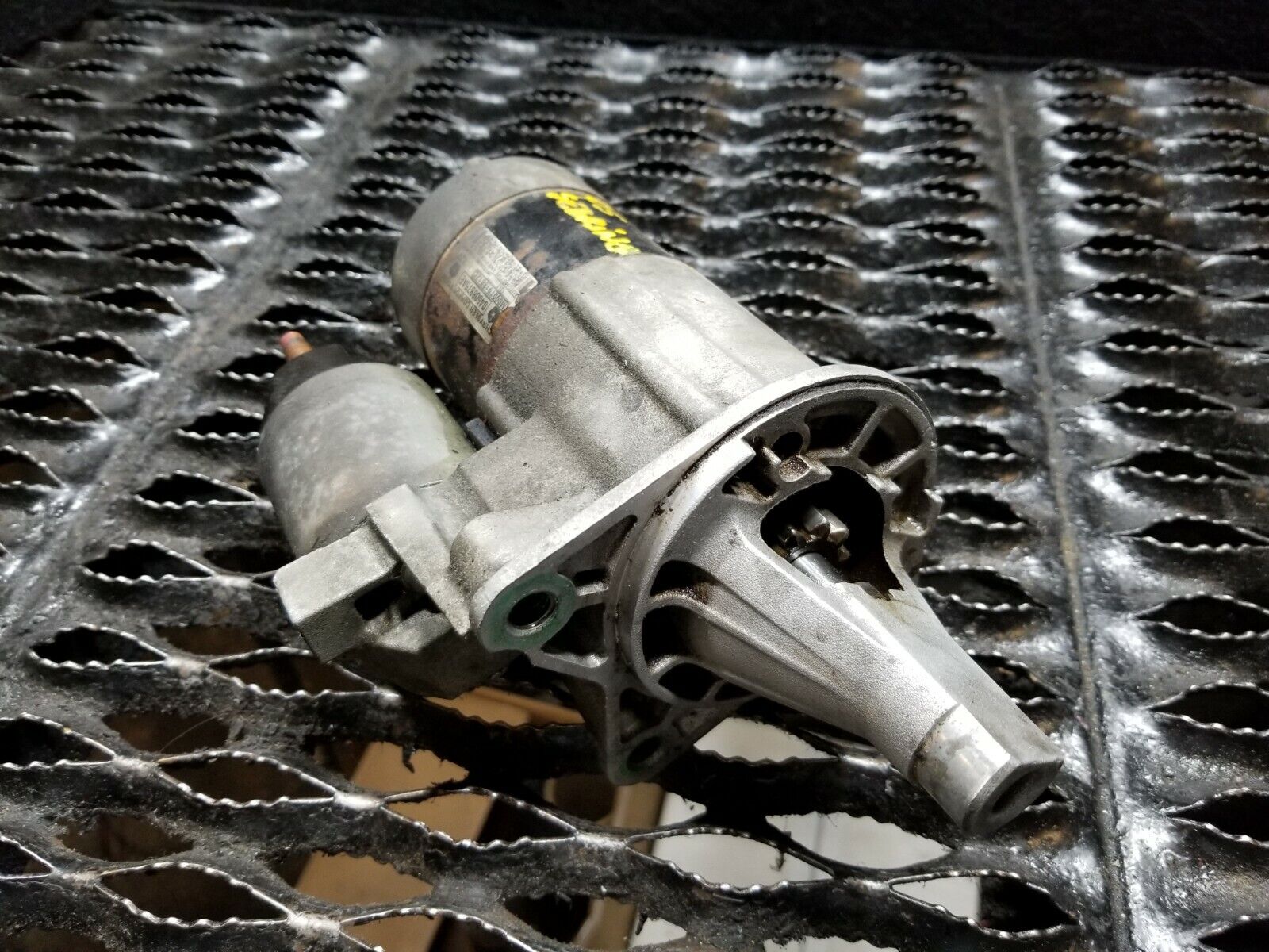 04 05 06 Chrysler Sebring Convertible 2.7L Starter Motor OEM Replacement - High Performance Car Engine Starter for Chrysler Sebring Convertible Models - Perfect for DIY Auto Repair & Vehicle Maintenance
