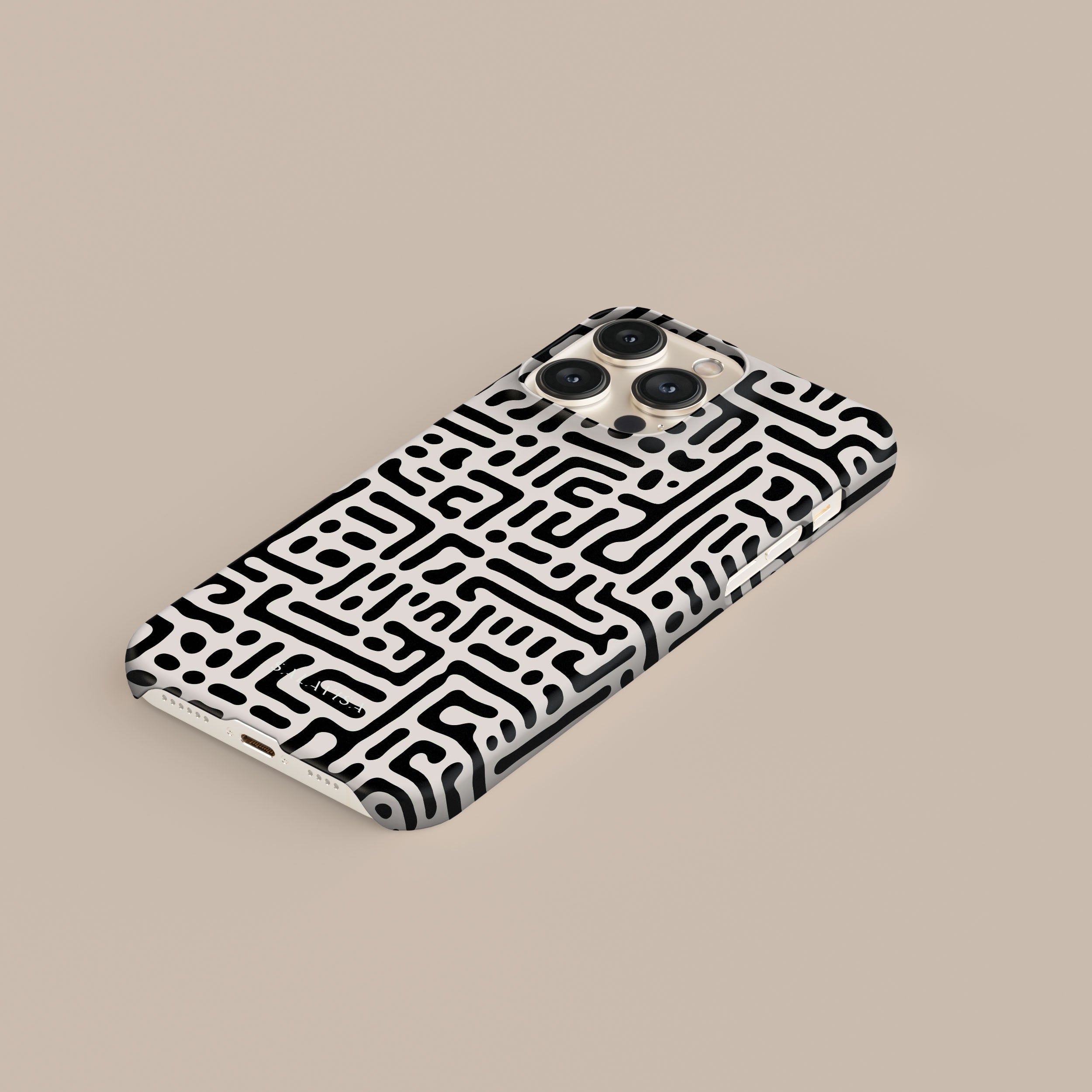 Stylish Black & White Maze Design Phone Case - Durable Protective Cover for iPhone & Android - Perfect for Everyday Use, Travel & Gifting