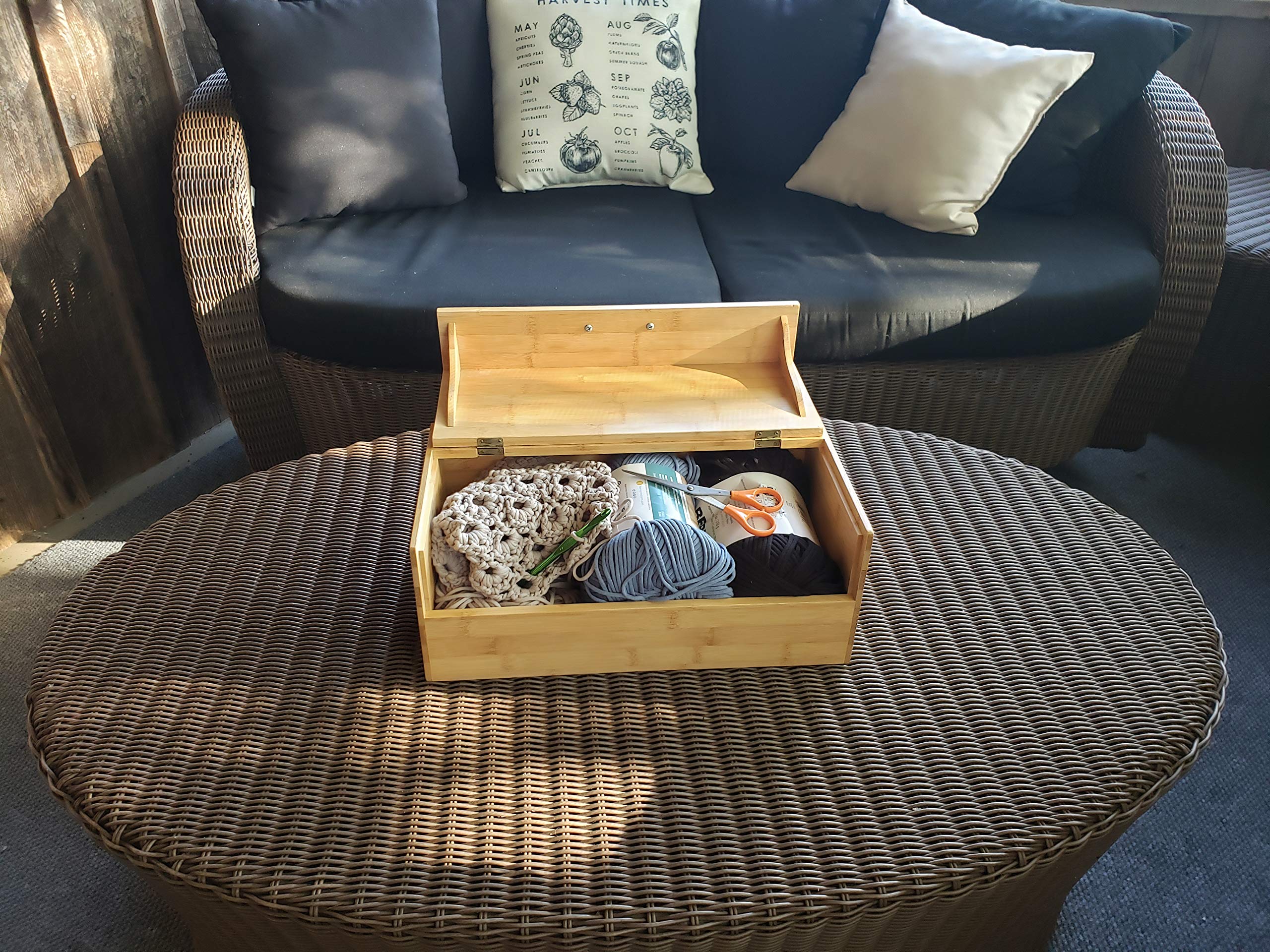 Natural Bamboo Wood Bread Storage Box with Hinged Lid & Handle - Large Kitchen Countertop Organizer for Bread, Pastries & Baked Goods - Perfect for Pantry, Bakery & Home Kitchen Organization