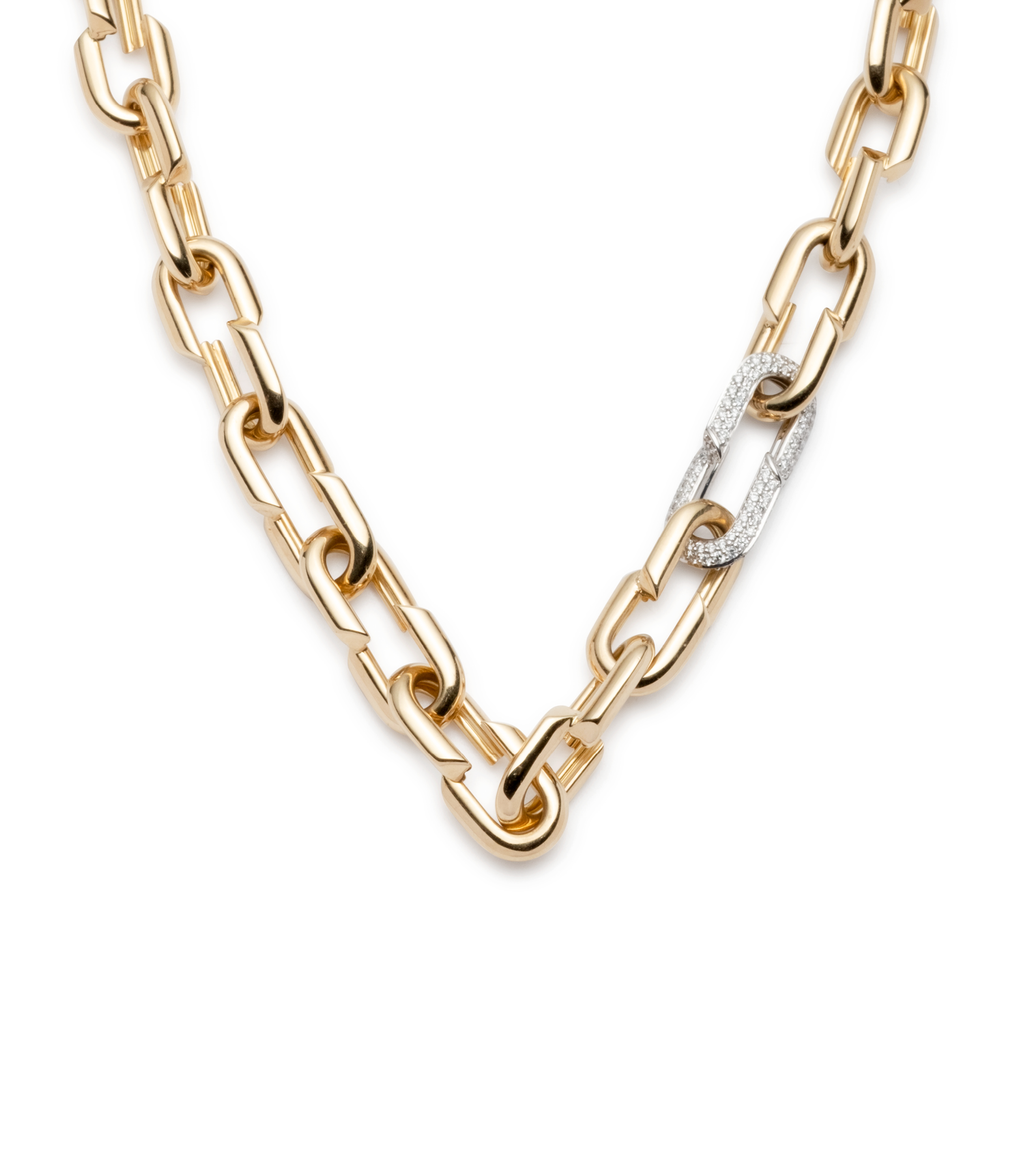 Medium Strong Hearts Love Single Pave Link Chain Necklace - Elegant Dainty Jewelry for Women, Valentine's Gift, Anniversary Present - Perfect for Date Nights, Weddings & Romantic Occasions