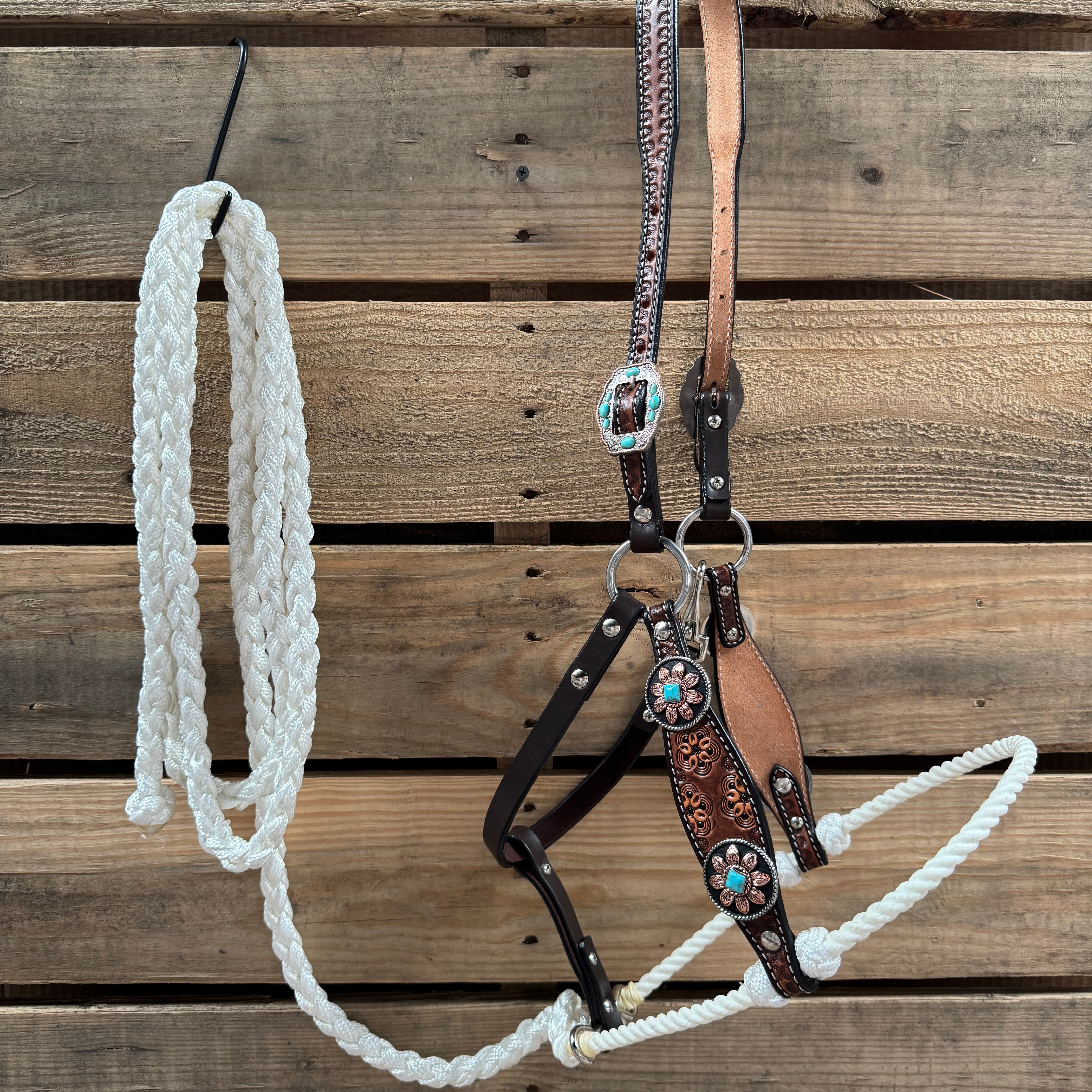 Floral Tooled Leather Lariat & Halter Set for Horses - Western Equestrian Riding Gear for Show & Trail Use