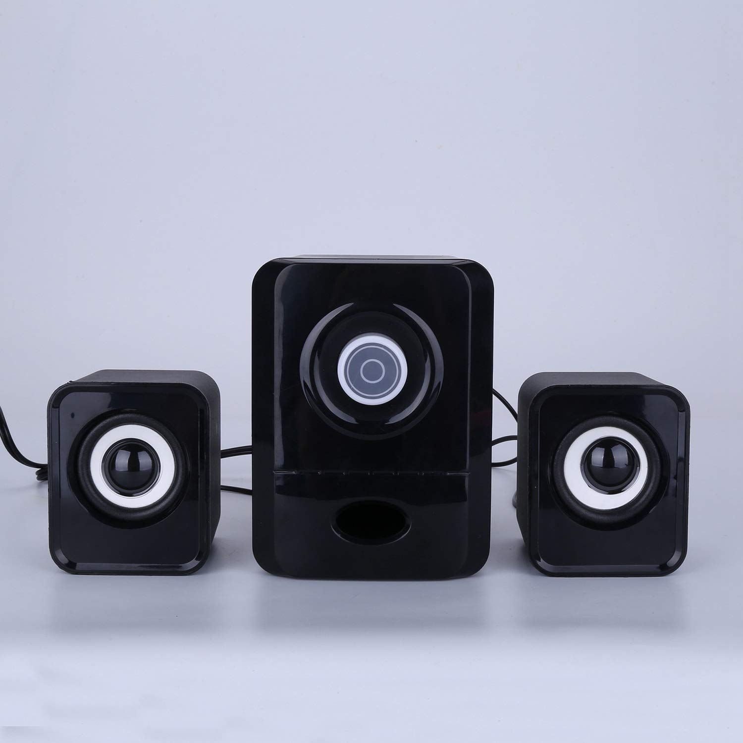 Speedy USB Multimedia Speakers with Subwoofer - High-Quality Sound for Desktop, Laptop & Tablet - Perfect for Home Office, Gaming & Music Listening (White)