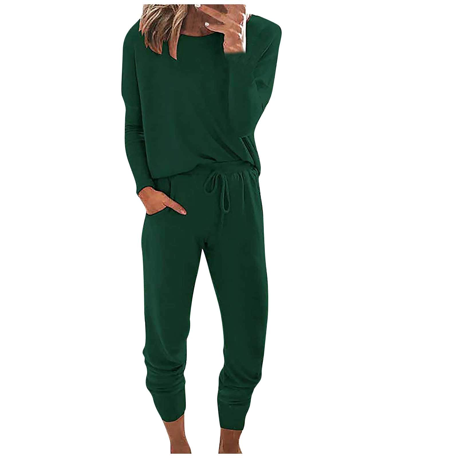 Xiloccer Women's 2-Piece Sweatsuit Set - Christmas Pajamas, Lounge Wear & Jogging Outfit | Cozy Winter Loungewear for Home, Holiday Parties & Casual Workouts