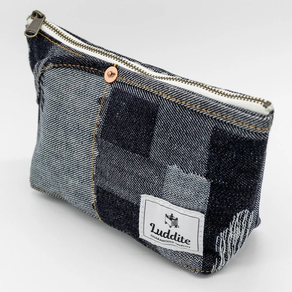 Stylish Denim Boat Pouch - Vintage Inspired Crossbody Bag for Women | Perfect for Everyday Use, Travel & Casual Outings