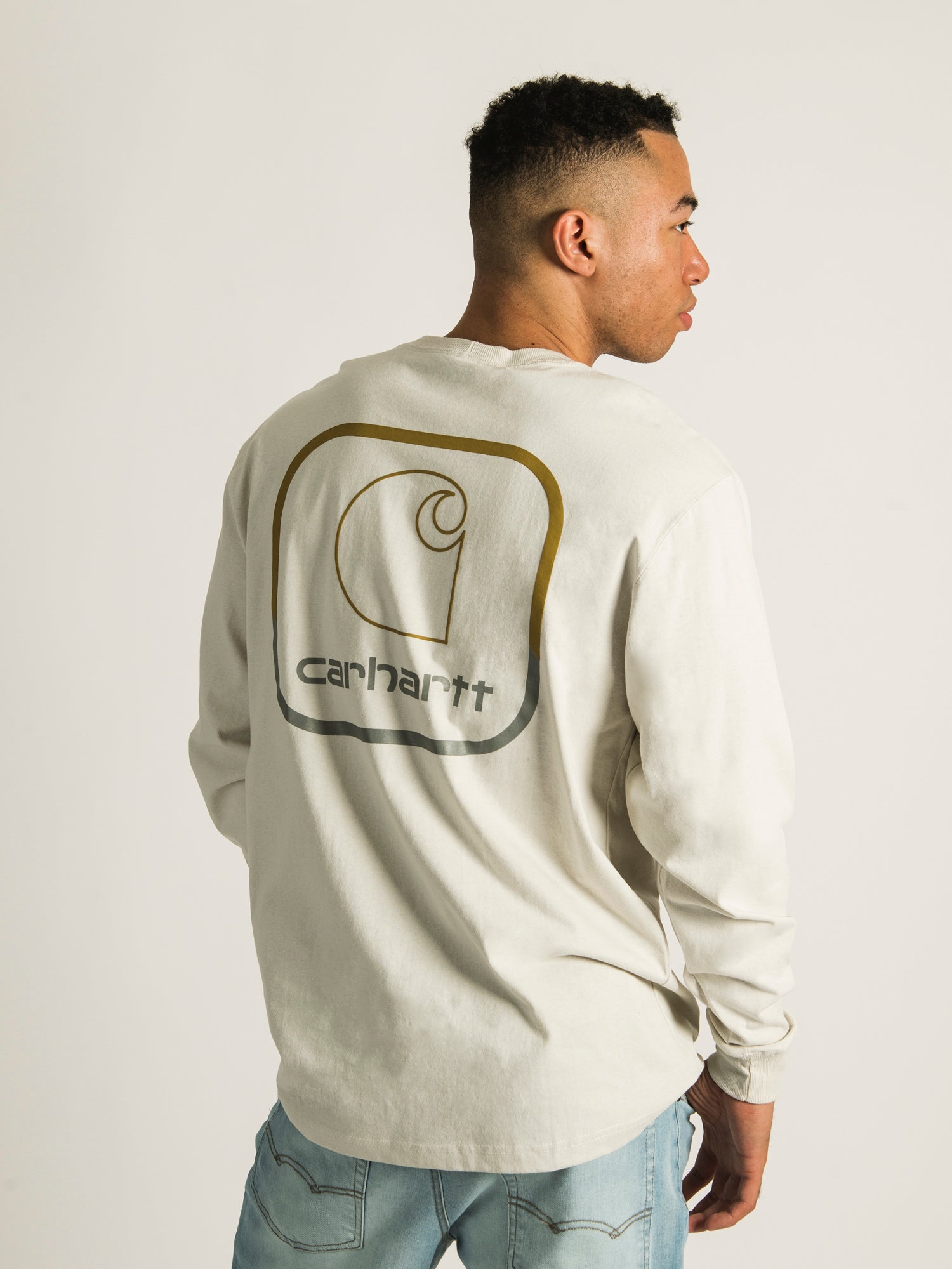 Carhartt Men's Pocket Long Sleeve T-Shirt with Logo Graphic - Durable Workwear for Construction, Outdoor Activities & Casual Wear