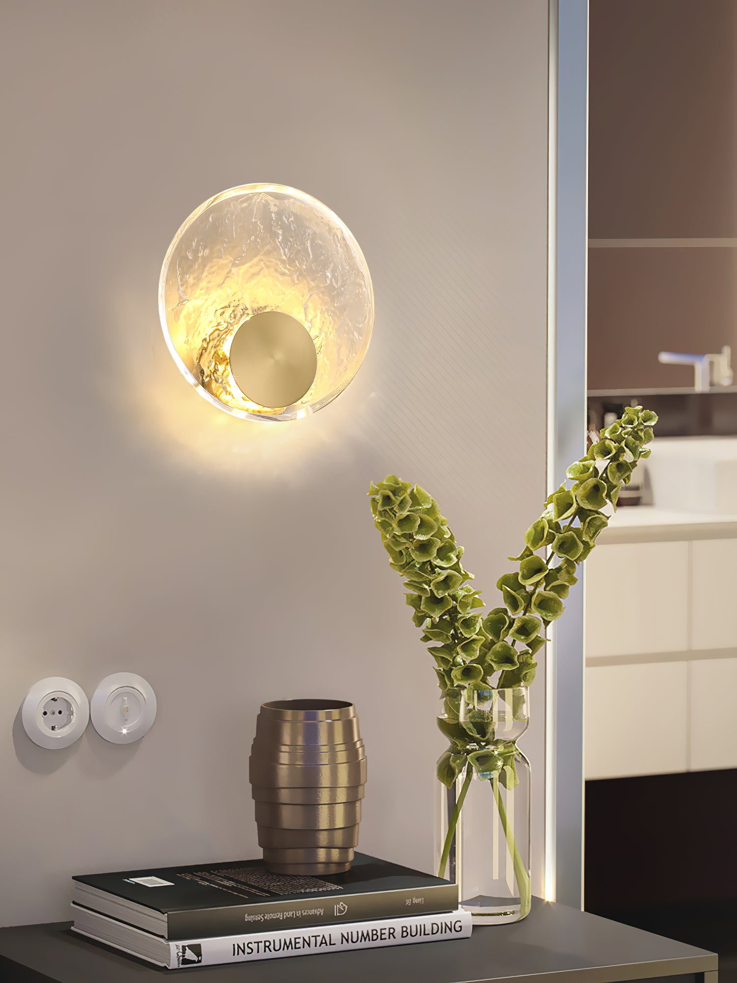 Vintage Brass Round Glass Wall Light Fixture - Elegant Sconce for Living Room, Bedroom, or Hallway Lighting