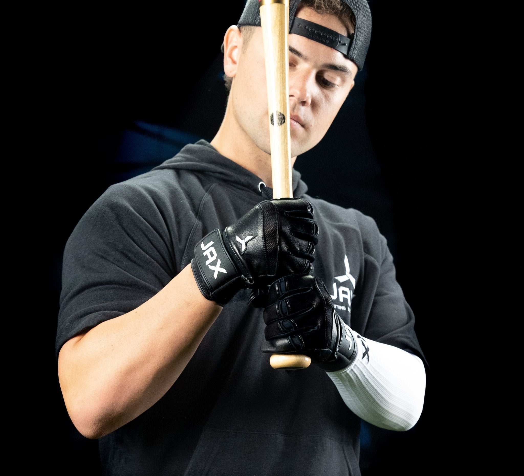 Premium Arm Sleeve for Recovery & Support - White | Jax Restore | Ideal for Post-Workout, Injury Rehabilitation & Sports Performance