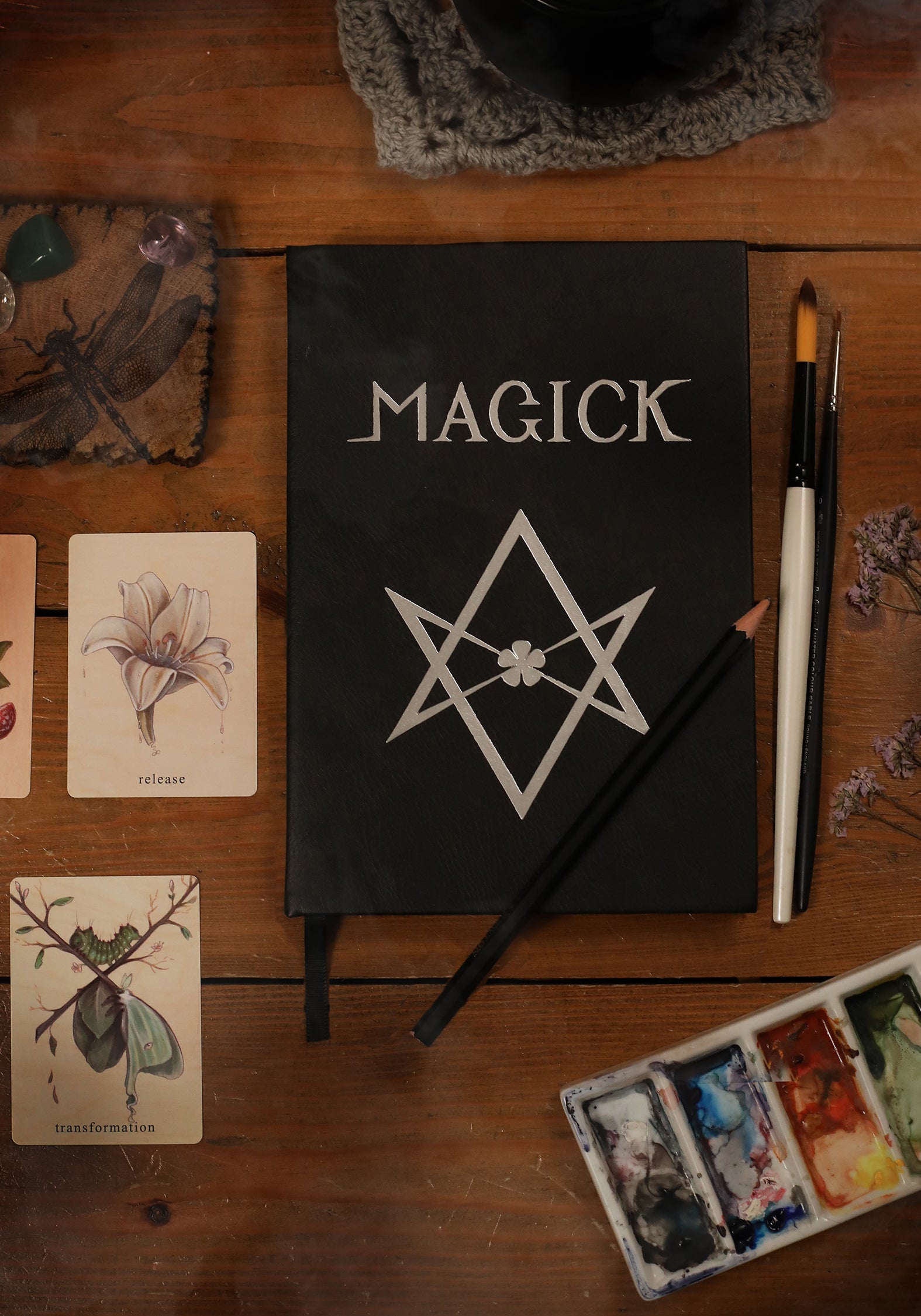 Ceremonial Magick A5 Notebook - Leather Grimoire Book for Wicca, Witchcraft & Spellcasting - Perfect for Rituals, Moon Phases & Spiritual Journaling