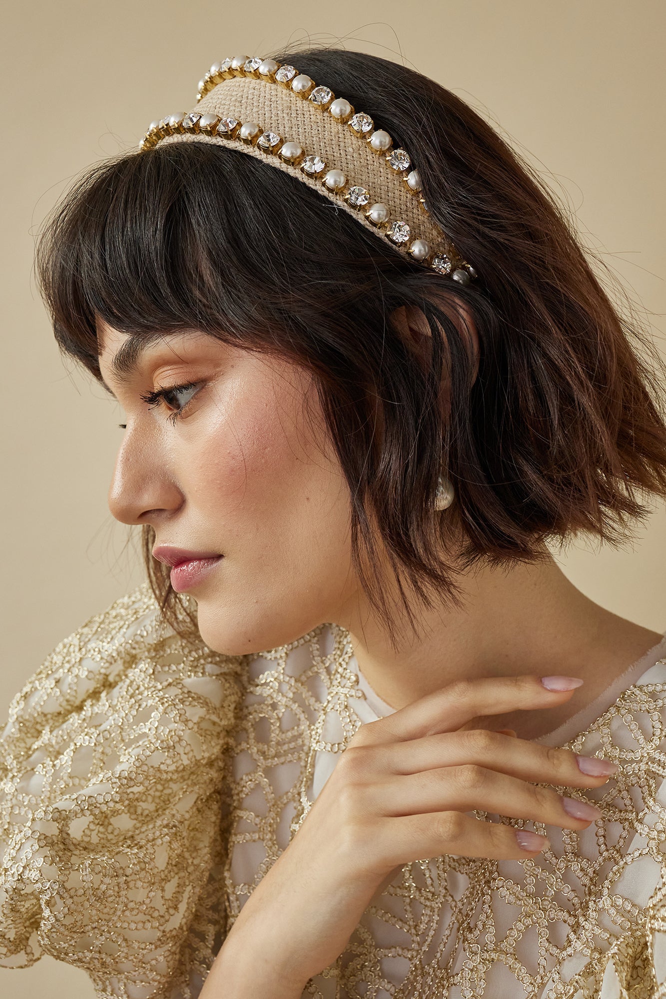 Elegant Samara Pearl & Crystal Headband for Women – Perfect for Weddings, Parties, and Special Occasions