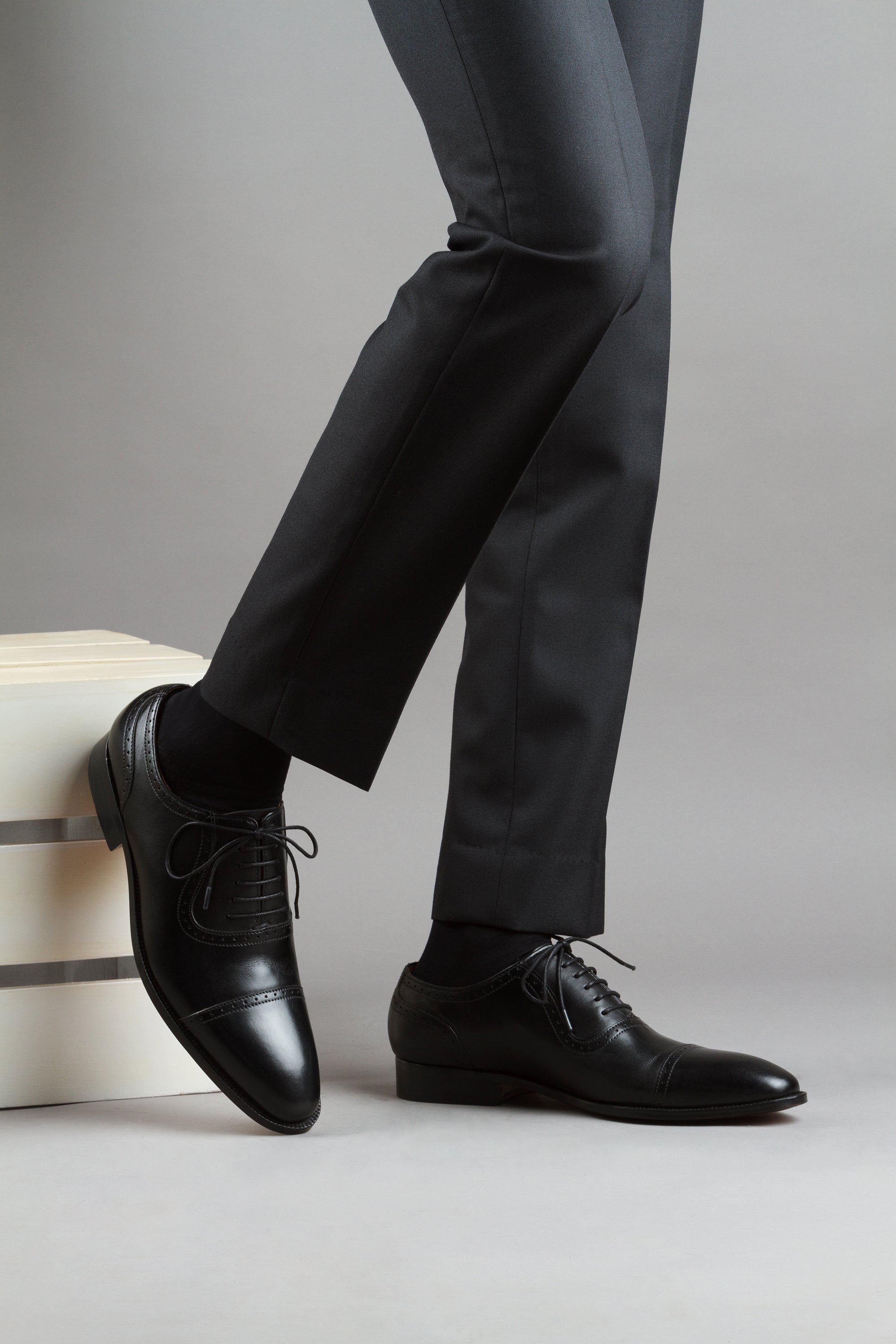 Premium Adelaide Oxford Shoes for Men - Classic Black Leather Dress Shoes for Business & Formal Occasions