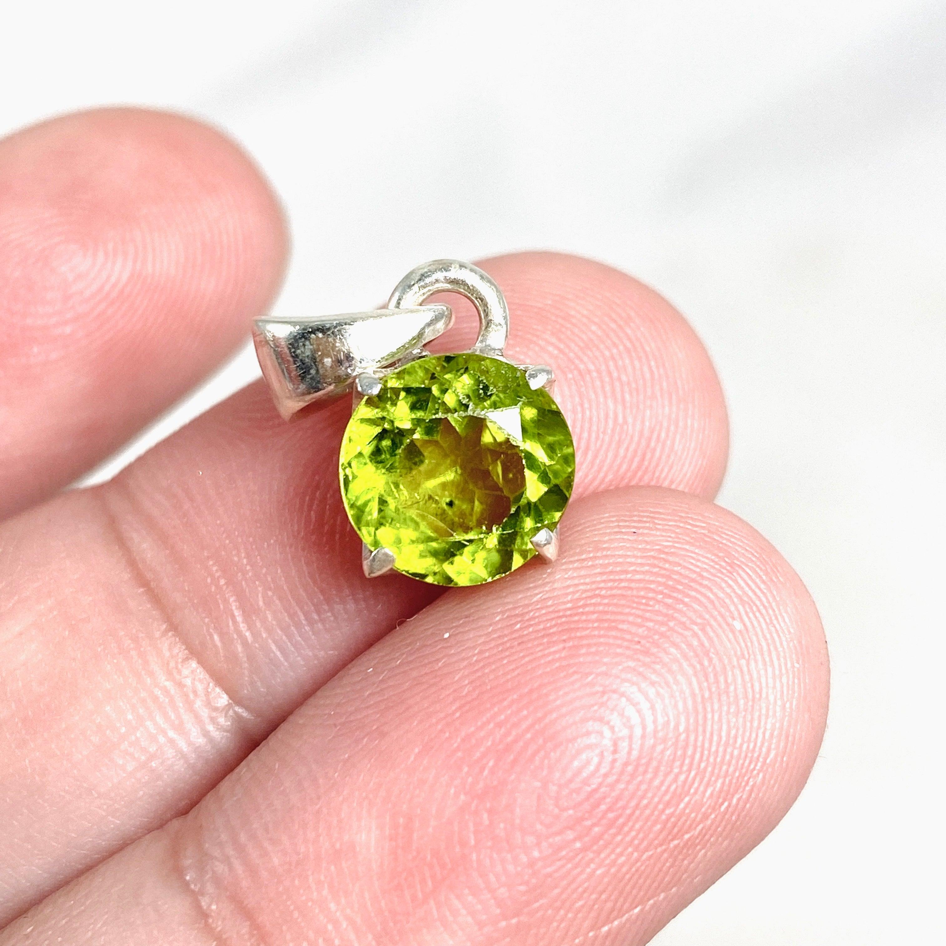 Natural Peridot Gemstone Round Faceted Pendant Necklace - 925 Sterling Silver Jewelry for Women - Perfect for Birthdays, Anniversaries & Everyday Elegance