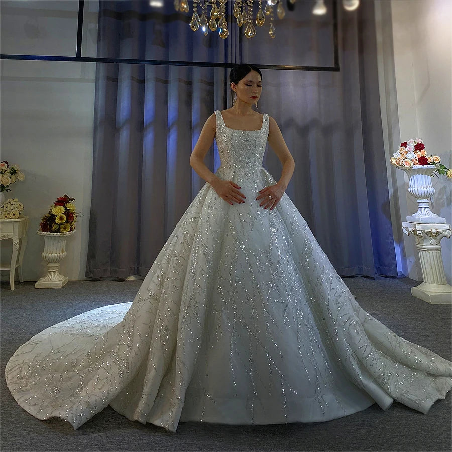Elegant Sleeveless Ball Gown Wedding Dress with Lace Beading & Straps - Perfect for Bridal, Prom, Evening Gala & Formal Occasions