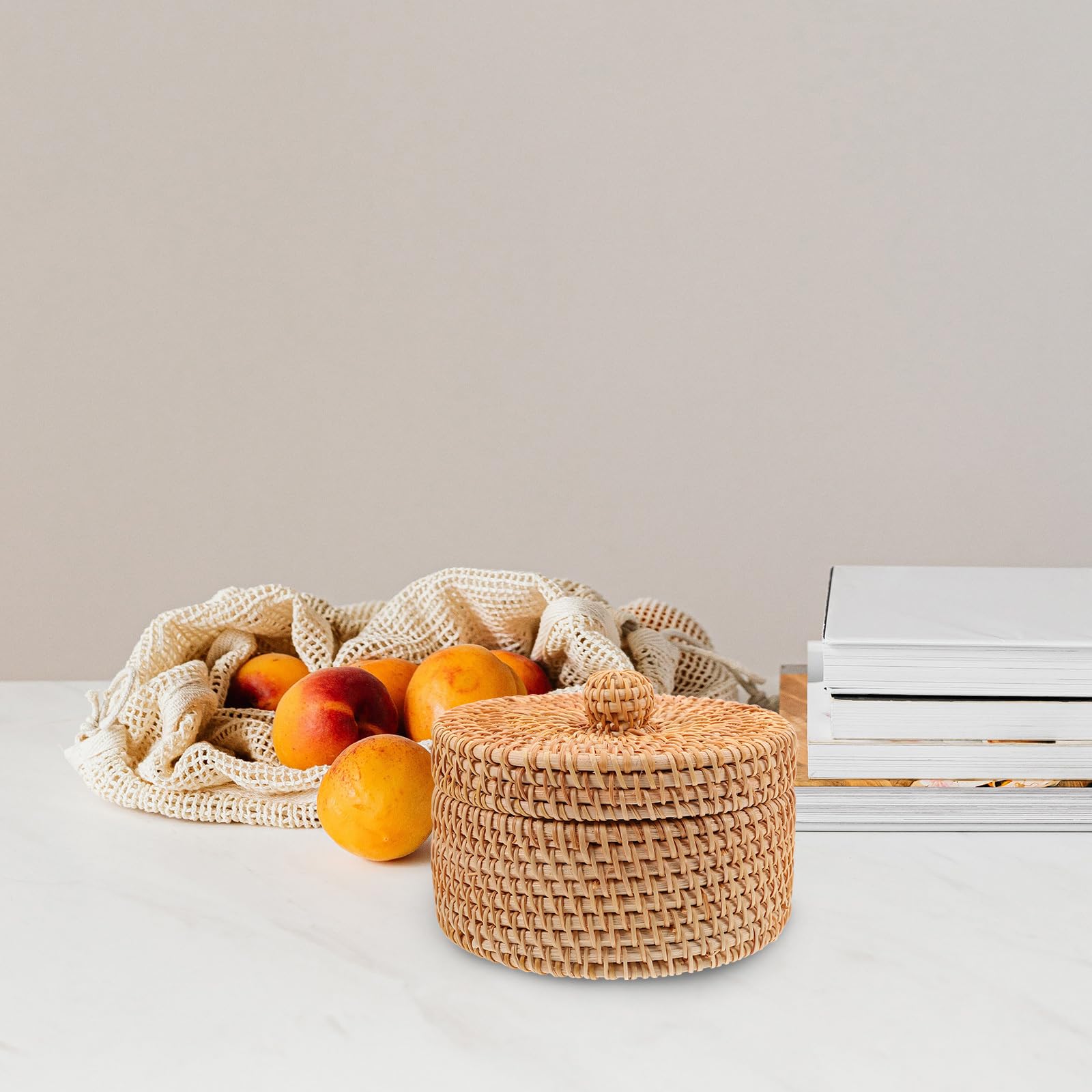 Small Wicker Basket with Lid - Mini Rattan Storage Organizer, Round Handwoven Box for Snacks, Tea Bags, Chess Pieces & Home Decor | Natural Light Brown | Perfect for Kitchen, Bathroom & Living Room Organization