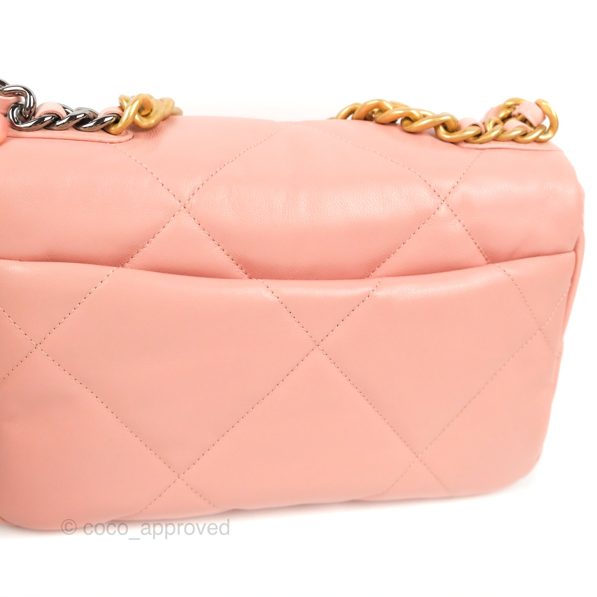 Chanel 19 Small Handbag in Blush Pink Goatskin Leather with Mixed Hardware - Perfect for Everyday Luxury & Special Occasions