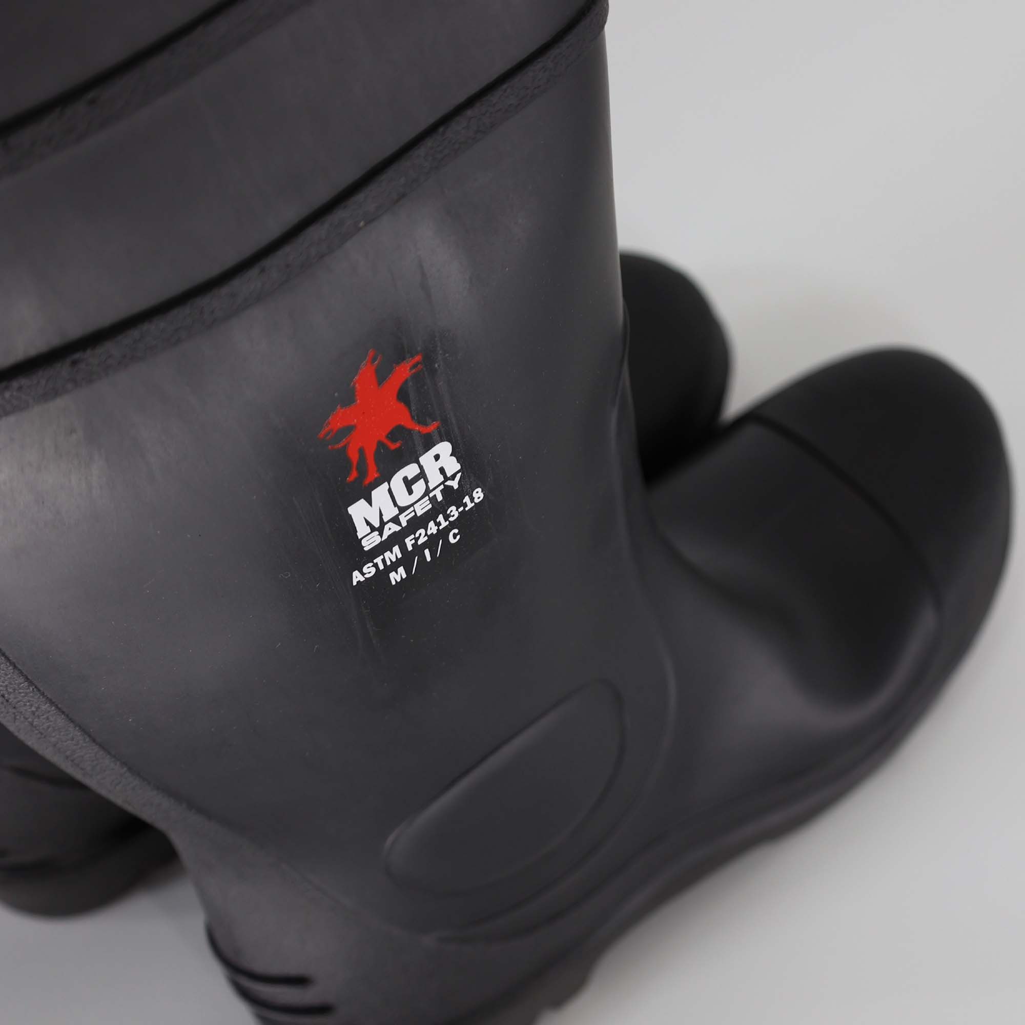 Industrial Safety Boots for Men & Women - Steel Toe Work Boots with Slip & Oil Resistant Sole - Heavy Duty Construction Work, Warehouse, and Outdoor Job Site Footwear