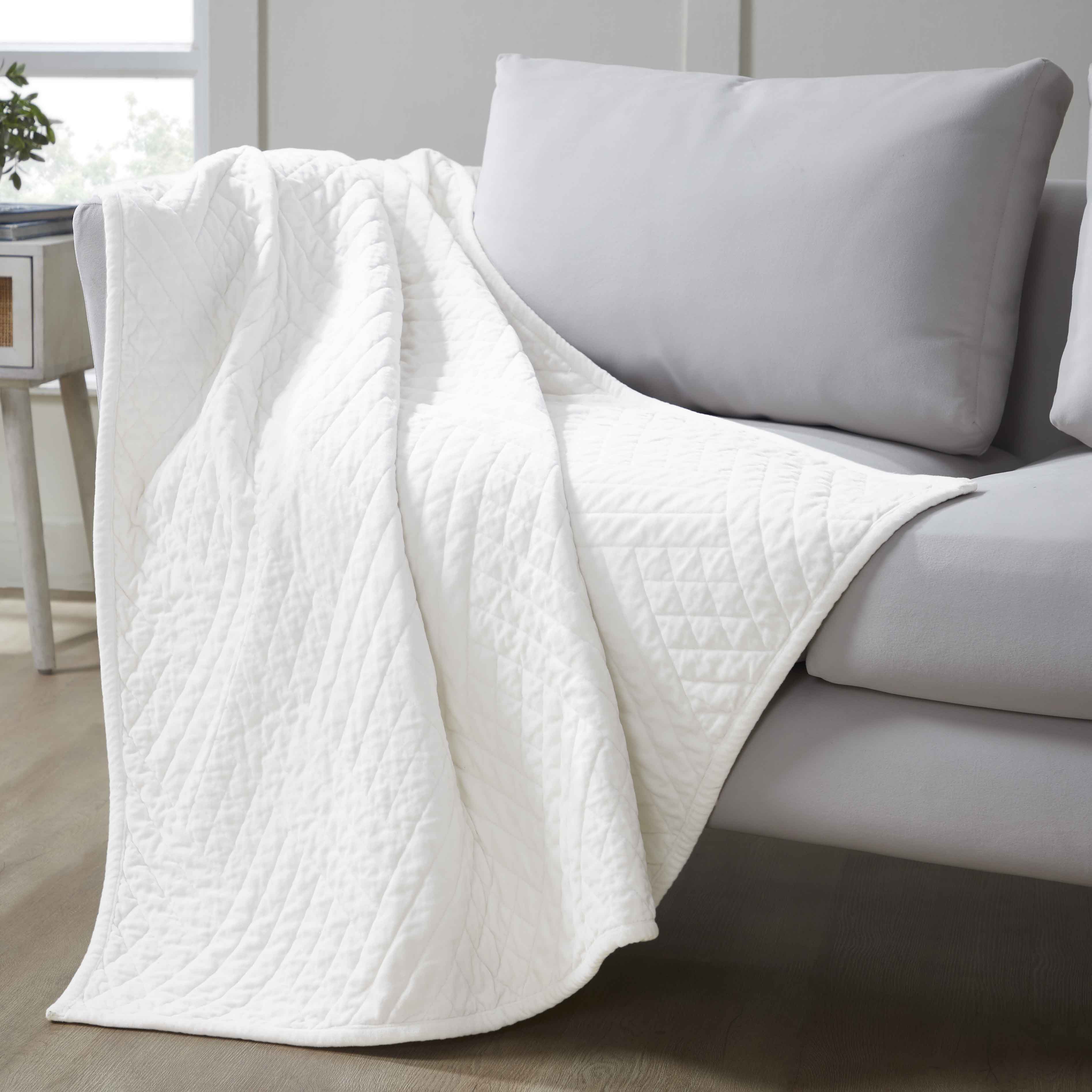 Karina Cotton Velvet Lightweight Quilt & Sham Set - Ultra Soft Bedding for All Seasons | Perfect for Master Bedroom, Guest Room & Cozy Nights