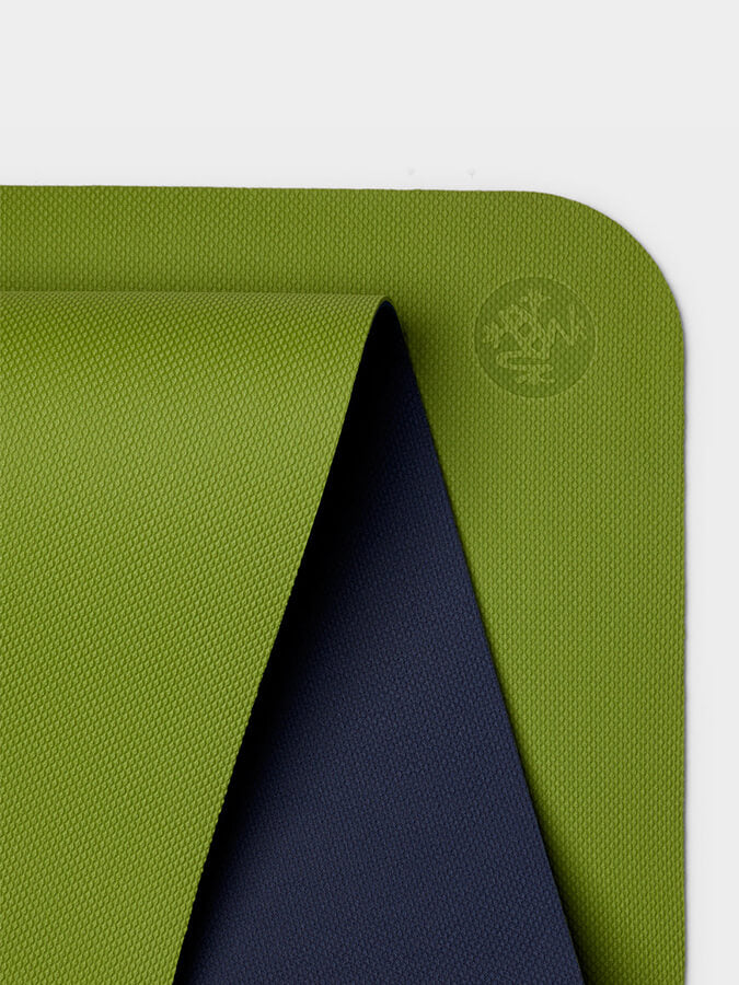 Manduka Begin Yoga Mat 5mm - Non-Slip Eco-Friendly Yoga Mat for Beginners & Professionals - Perfect for Home, Studio & Outdoor Yoga Practice