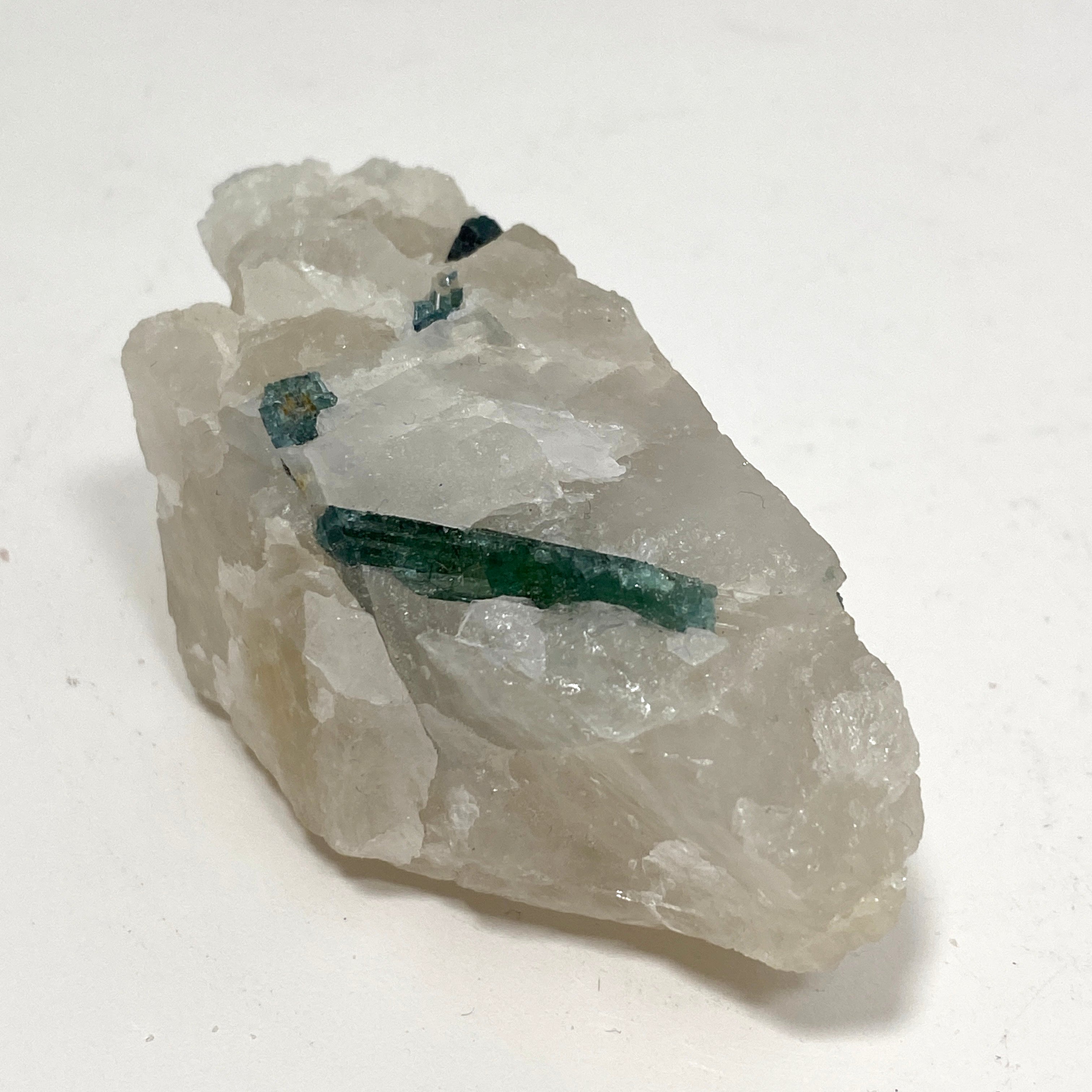 Natural Green Tourmaline on Quartz Crystal - Healing Stone for Meditation, Energy Cleansing & Spiritual Growth - Perfect for Home Decor, Reiki & Jewelry Making