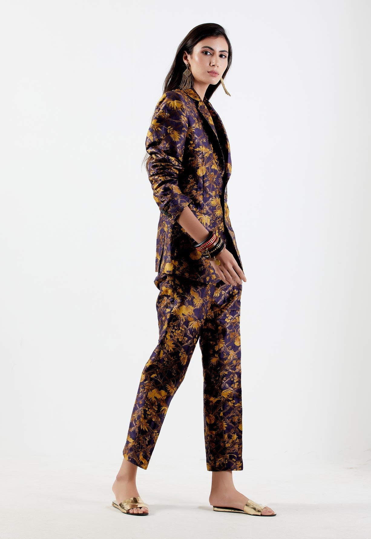 Elegant Rana Blazer in Silk Brocade with Gold Accents - Perfect for Weddings, Parties & Formal Events