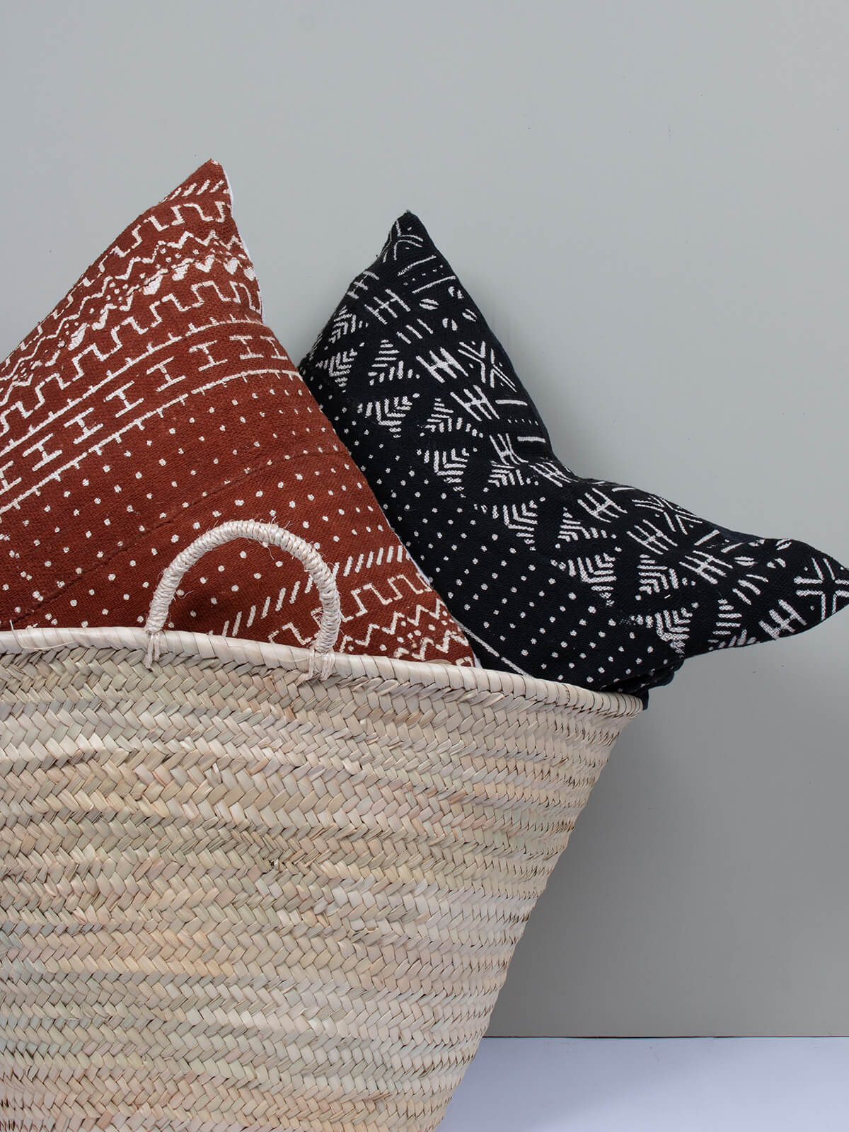 Stylish Dots Mudcloth Cushions - Handmade Boho Throw Pillow Covers for Sofa, Bed & Home Decor - Perfect for Living Room, Bedroom & Bohemian Interior Design