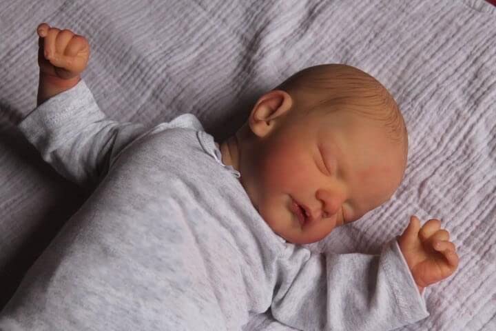 Lifelike 18 Inch Reborn Baby Doll - Realistic Silicone Vinyl Newborn Boy with Closed Eyes | Preemie Doll with Outfit Sets | Unisex Gift for Kids 3+ | Perfect for Role Play, Baby Shower Gifts & Nursery Decor