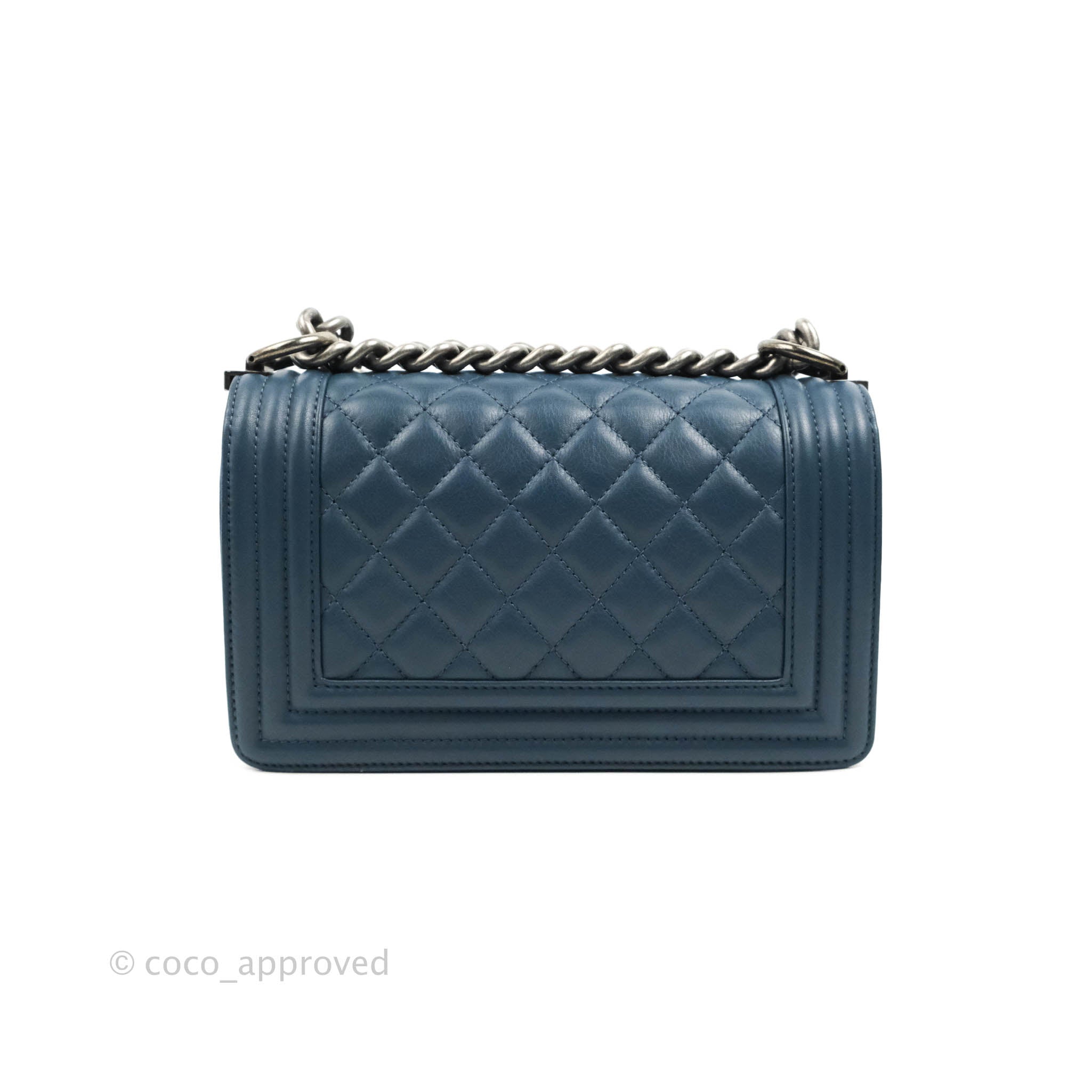Chanel Boy Small Navy Blue Calfskin Leather Bag with Ruthenium Hardware - Perfect for Evening Events & Luxury Fashion Accessories
