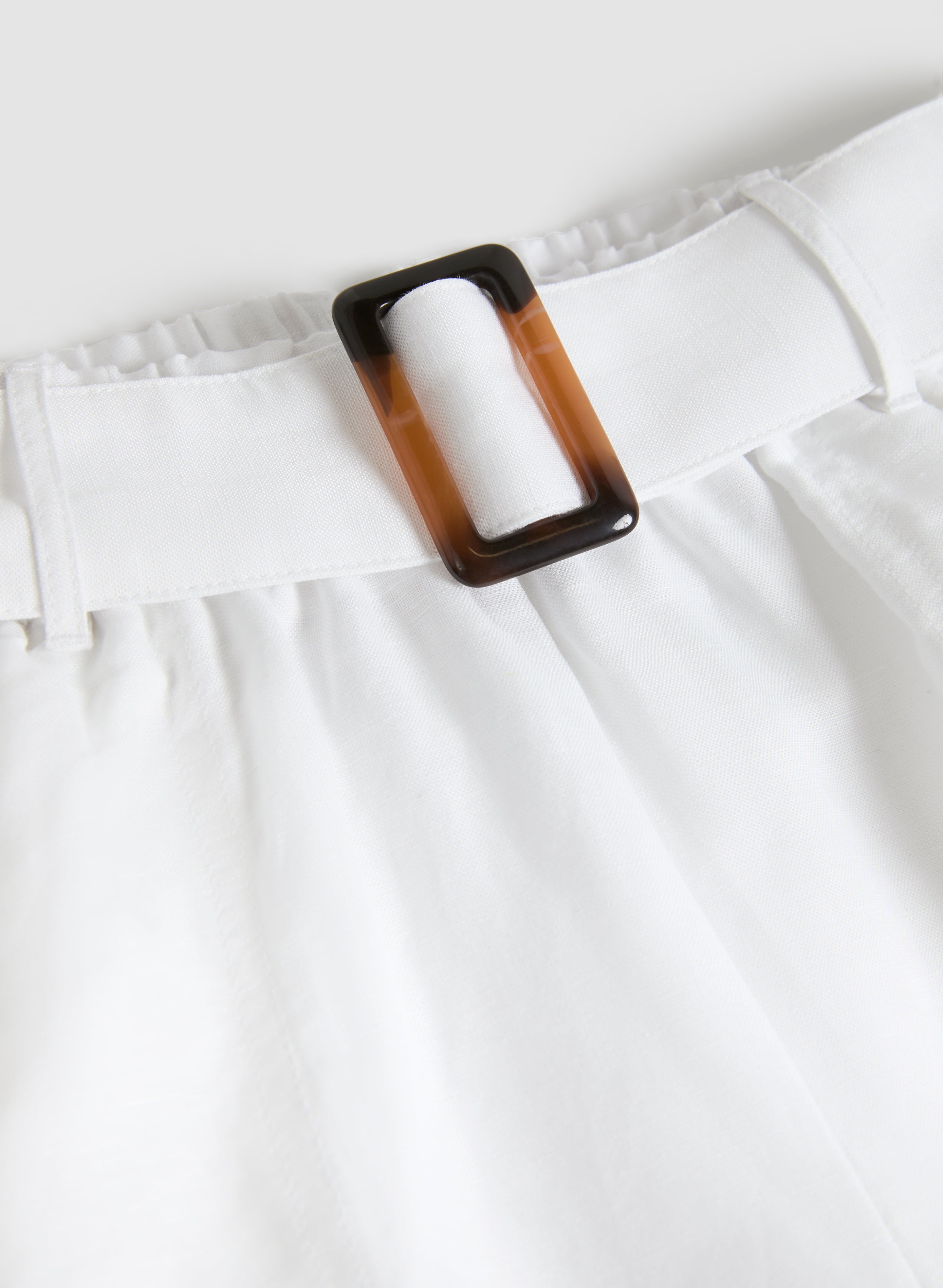 Women's Belted Linen Blend Capri Pants - Comfortable Stretch Summer Trousers for Casual Wear, Travel & Outdoor Activities