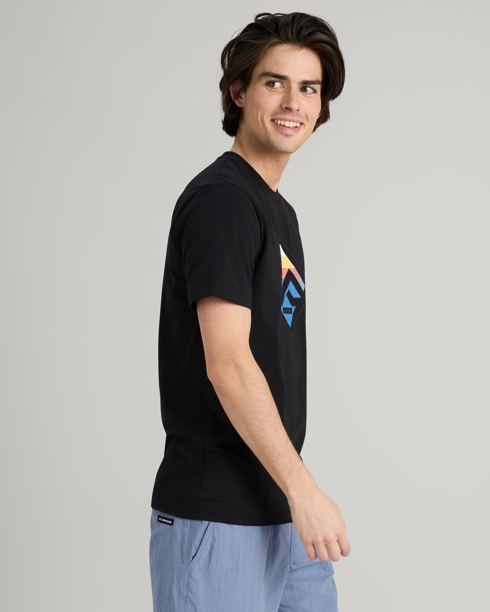 Men's Horizon Print Organic Cotton T-Shirt - Black | Eco-Friendly Casual Wear for Everyday Comfort
