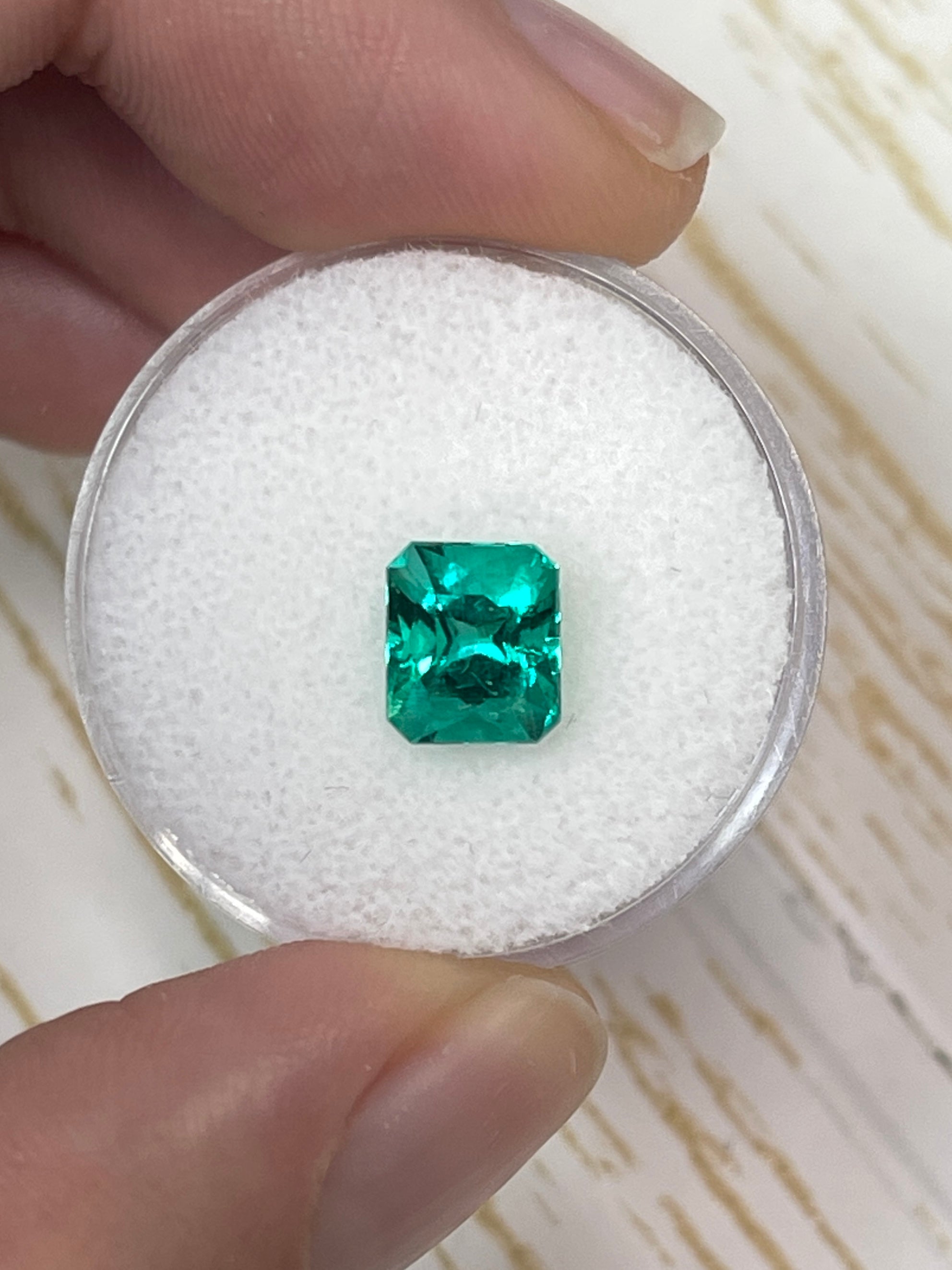 1.66 Carat RARE Certified Butterfly Effect/Drop of Oil Muzo Green Natural Loose Colombian Emerald Gemstone - Perfect for Engagement Rings, Fine Jewelry & Collector's Pieces
