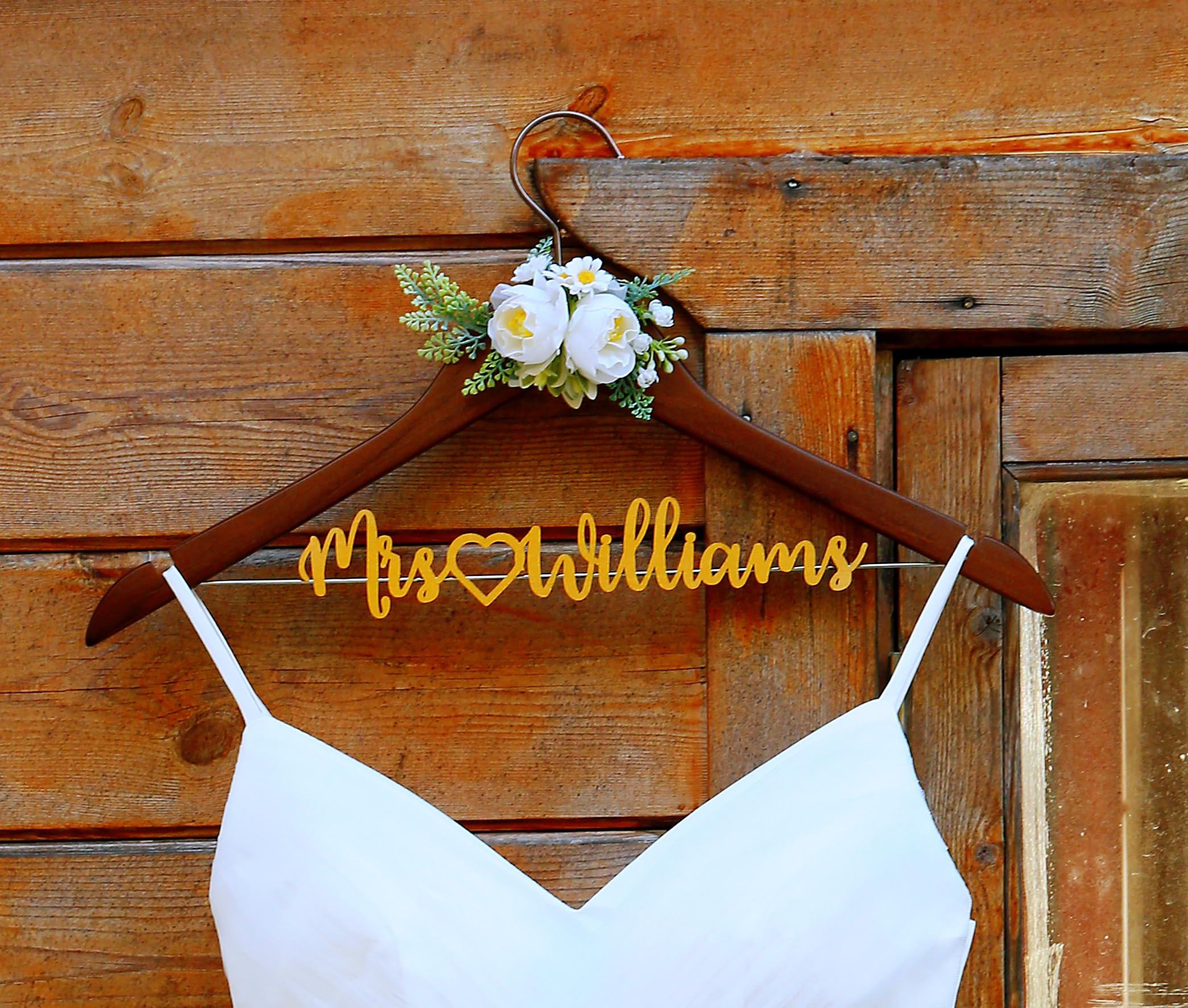 Personalized Wooden Bride Hanger - Custom Wedding Hanger with Engraving for Brides, Bridesmaids & Doctors - Perfect Gift for Weddings, Bridal Showers & Special Occasions