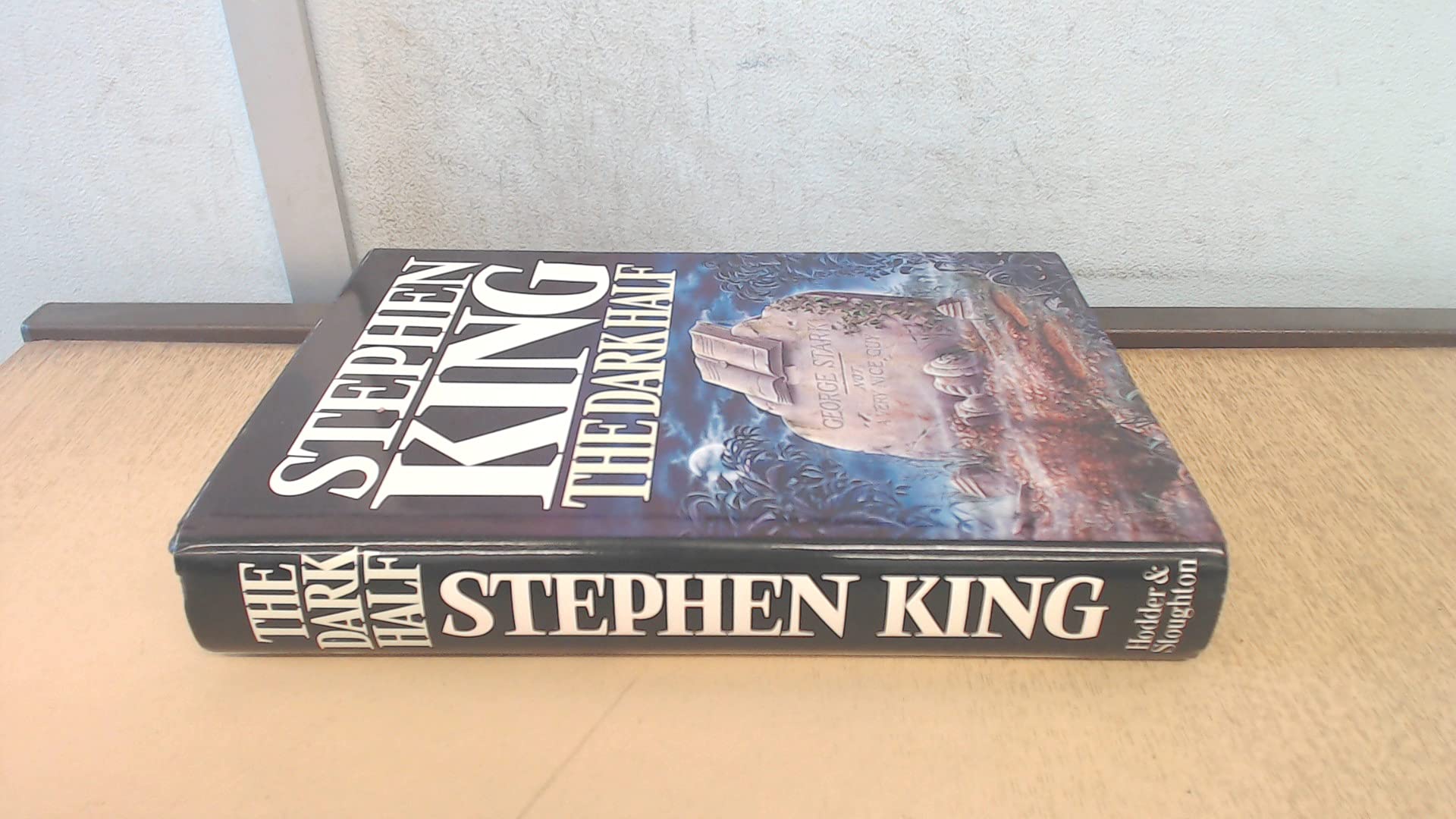 The Dark Half - Stephen King Horror Novel | Supernatural Thriller Book for Adults | Perfect for Halloween Reading & Book Club Discussions