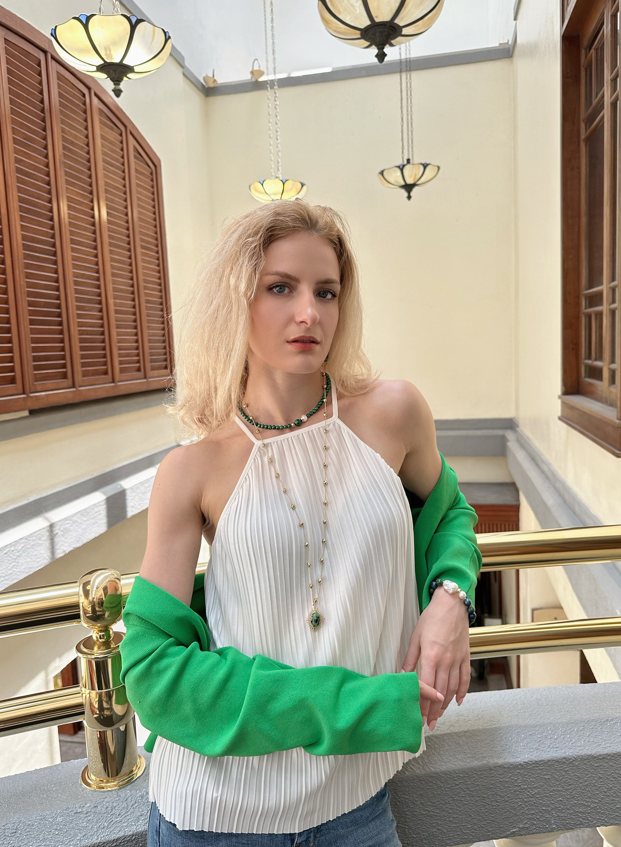 Golden Chain with Zoisite Pendant Necklace KN025 - Elegant Jewelry for Women, Perfect Gift for Birthday, Anniversary & Special Occasions