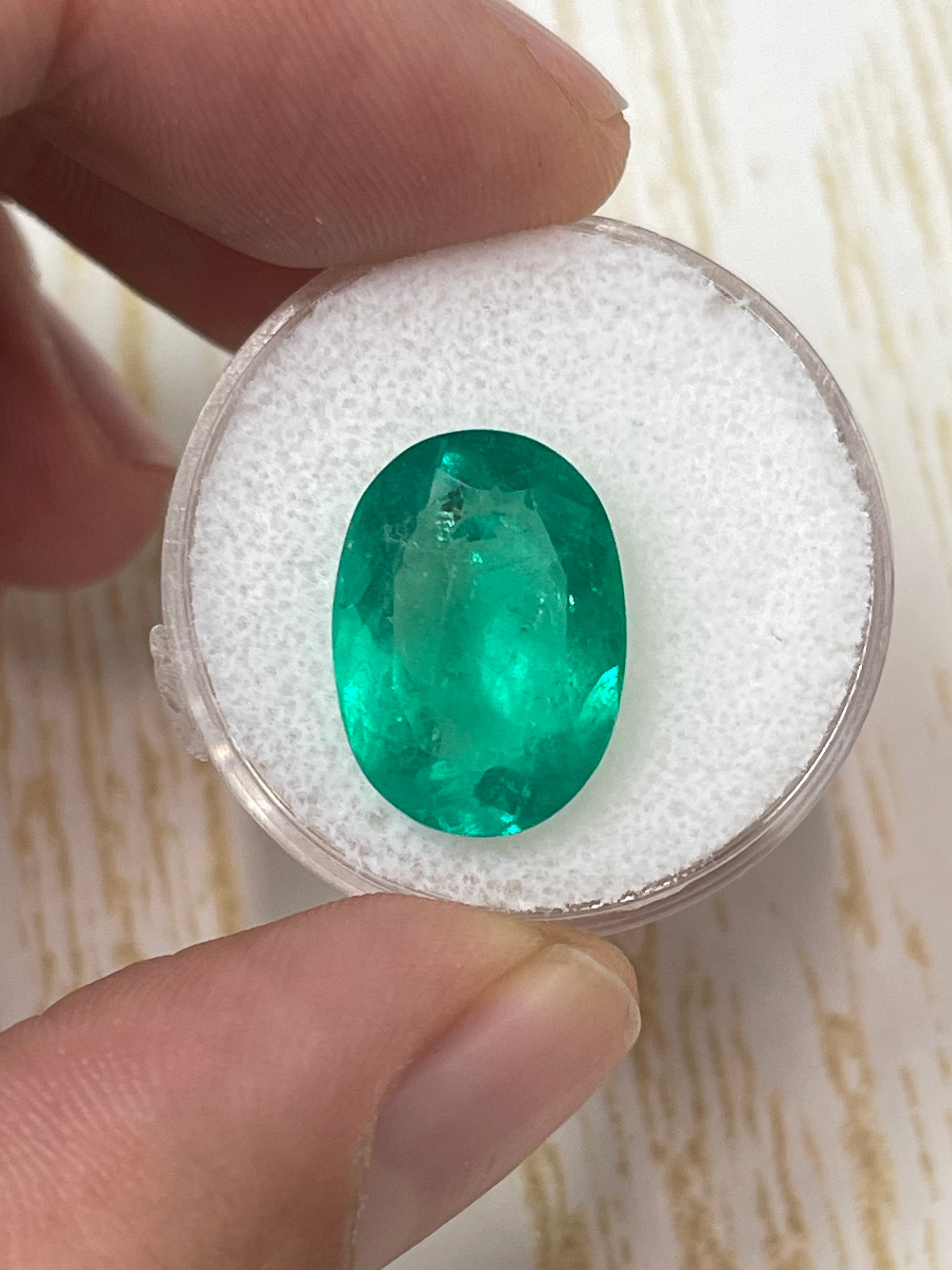 7.00 Carat 16x12mm Yellowish Green Natural Loose Colombian Emerald Oval Cut Gemstone for Jewelry Making, Engagement Rings & Luxury Gifts