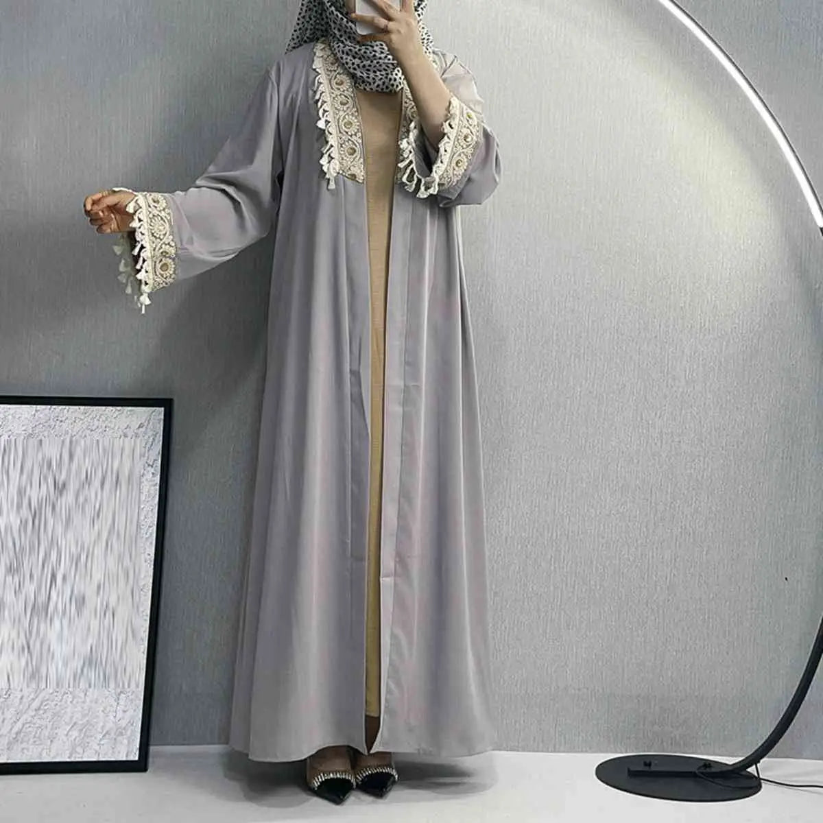 Elegant Muslim Women's Open Abaya Dress with Embroidery Tassel - Modest Islamic Cardigan for Prayer, Eid & Special Occasions