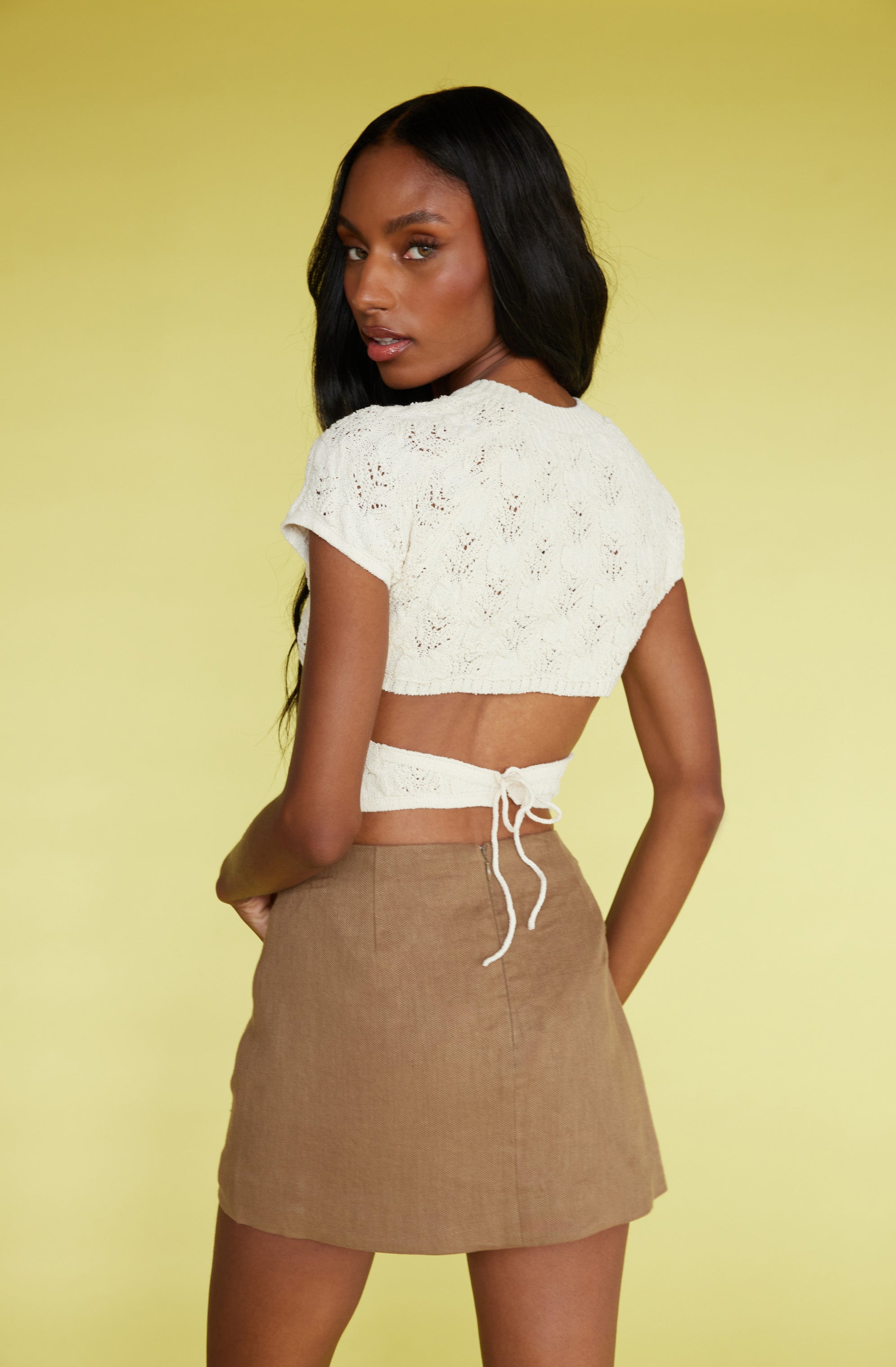 Stylish Alda Cropped Sweater Top for Women | Trendy Knit Pullover | Perfect for Casual Outfits, Layering & Fall Fashion