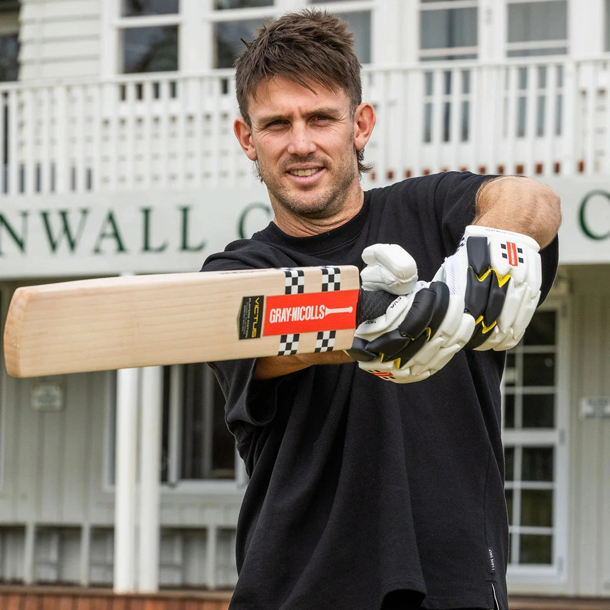 Gray Nicolls Victus Players Edition Adult Cricket Bat - Premium English Willow for Professional & Amateur Players - Perfect for Matches, Training & Practice Sessions